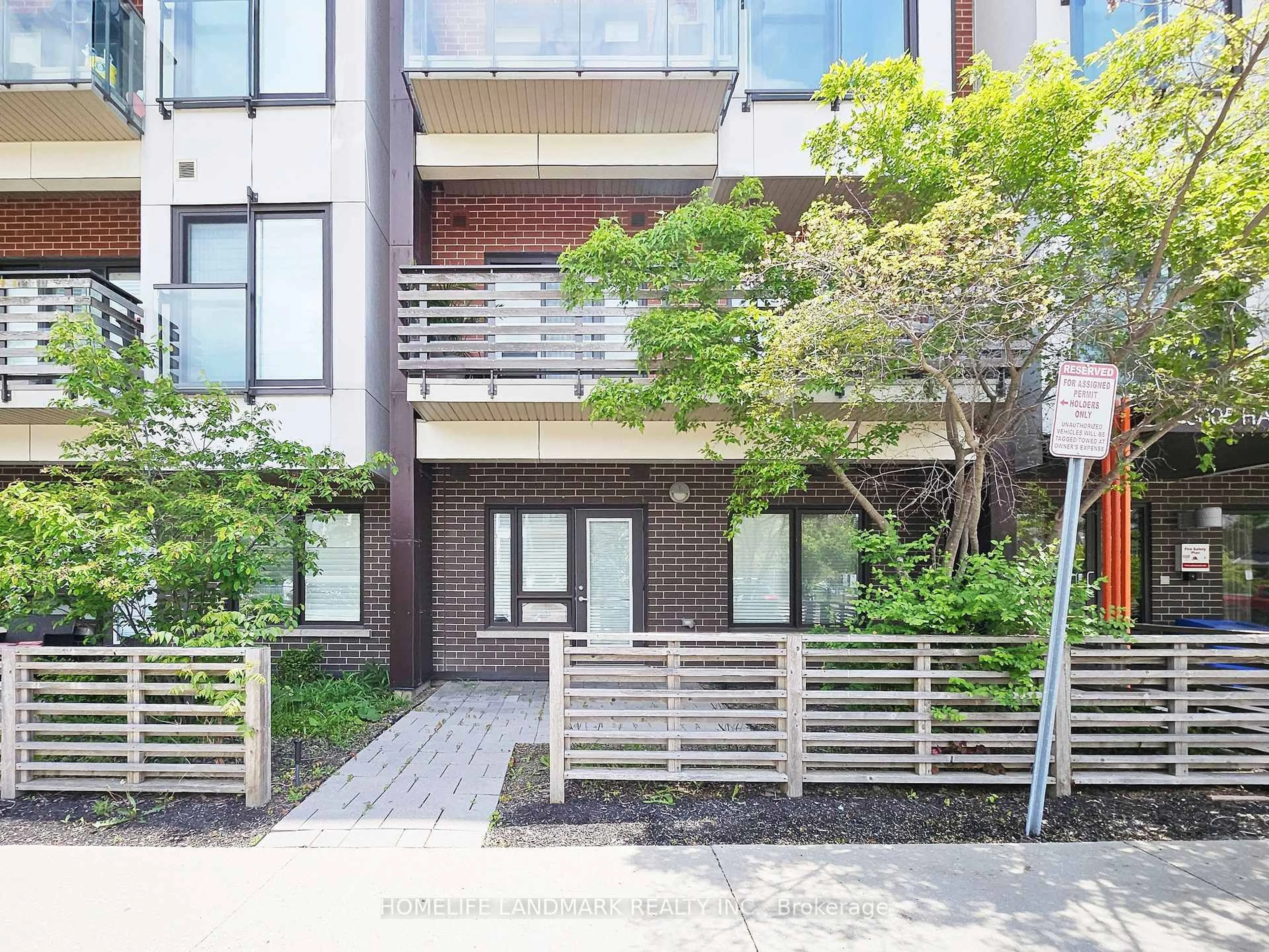 Unknown for 5005 Harvard Rd #101, Mississauga Ontario L5M 0W5