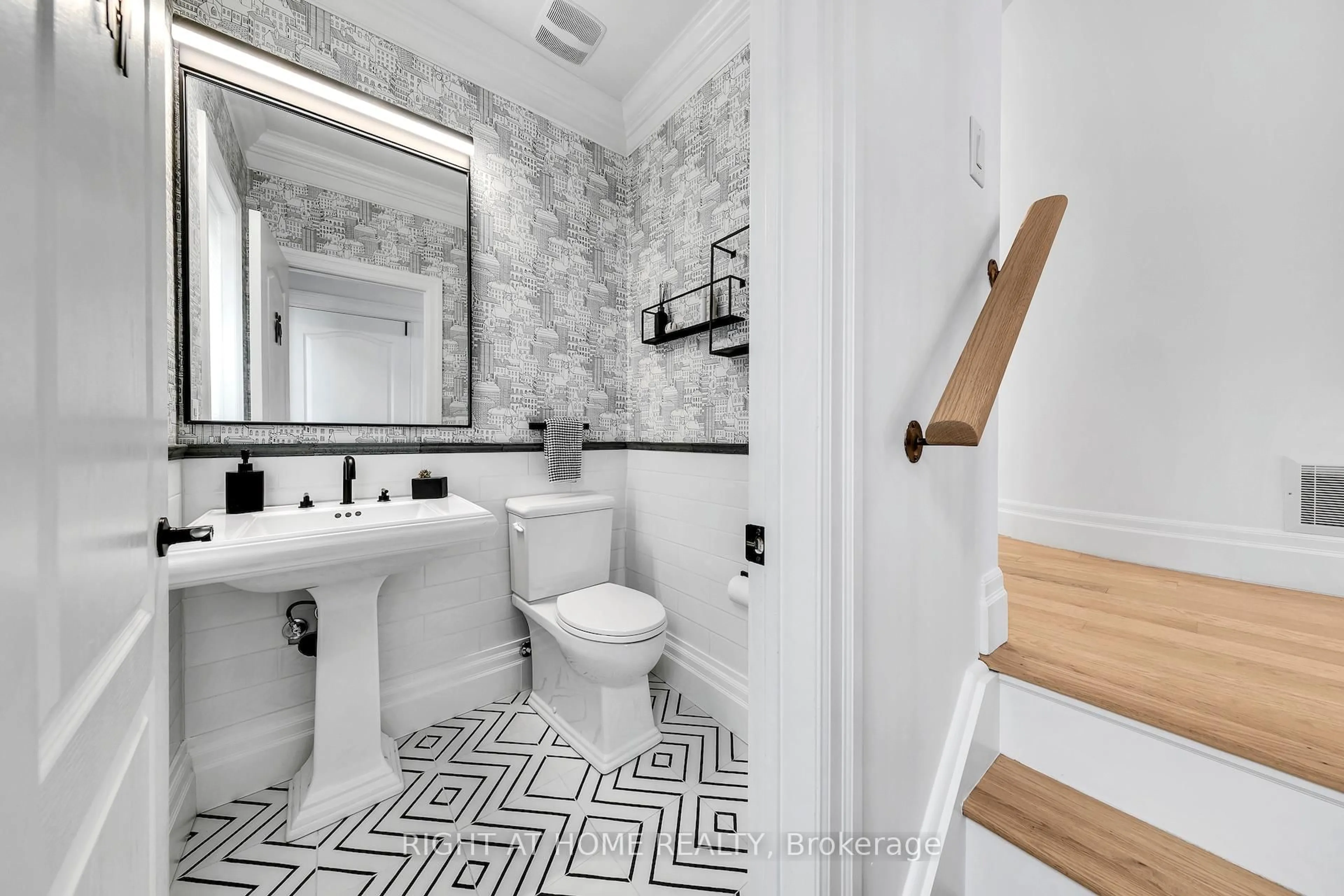 Contemporary bathroom, ceramic/tile floor for 3342 Moses Way, Burlington Ontario L7M 0L5