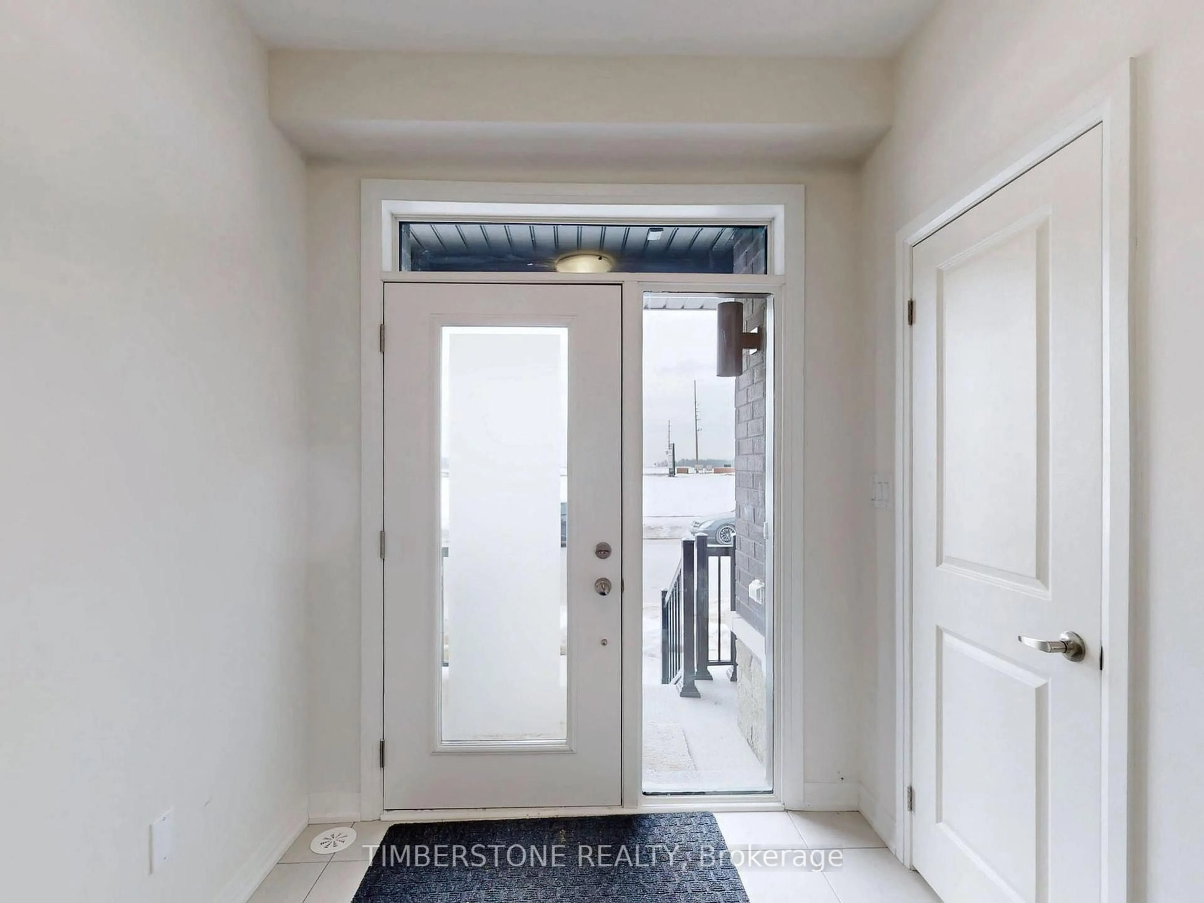 Indoor entryway for 91 Blue Pond Dr, Brampton Ontario L7A 5M1