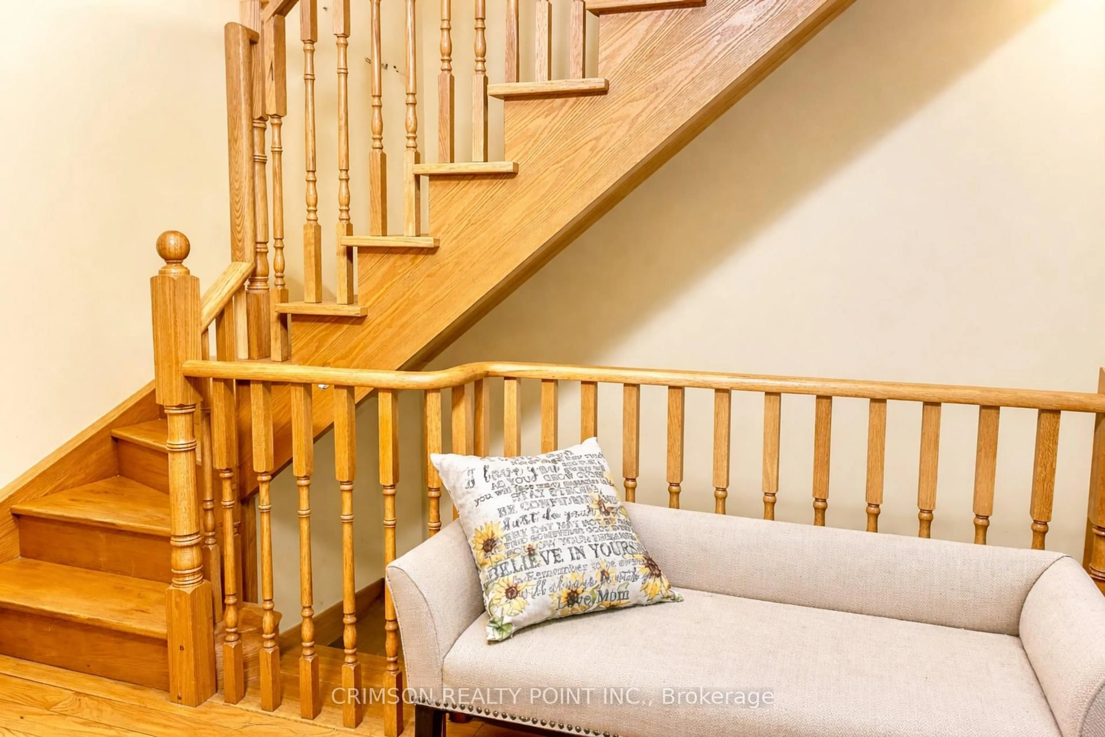 Stairs for 5B Hobden Pl, Toronto Ontario M9R 3R6