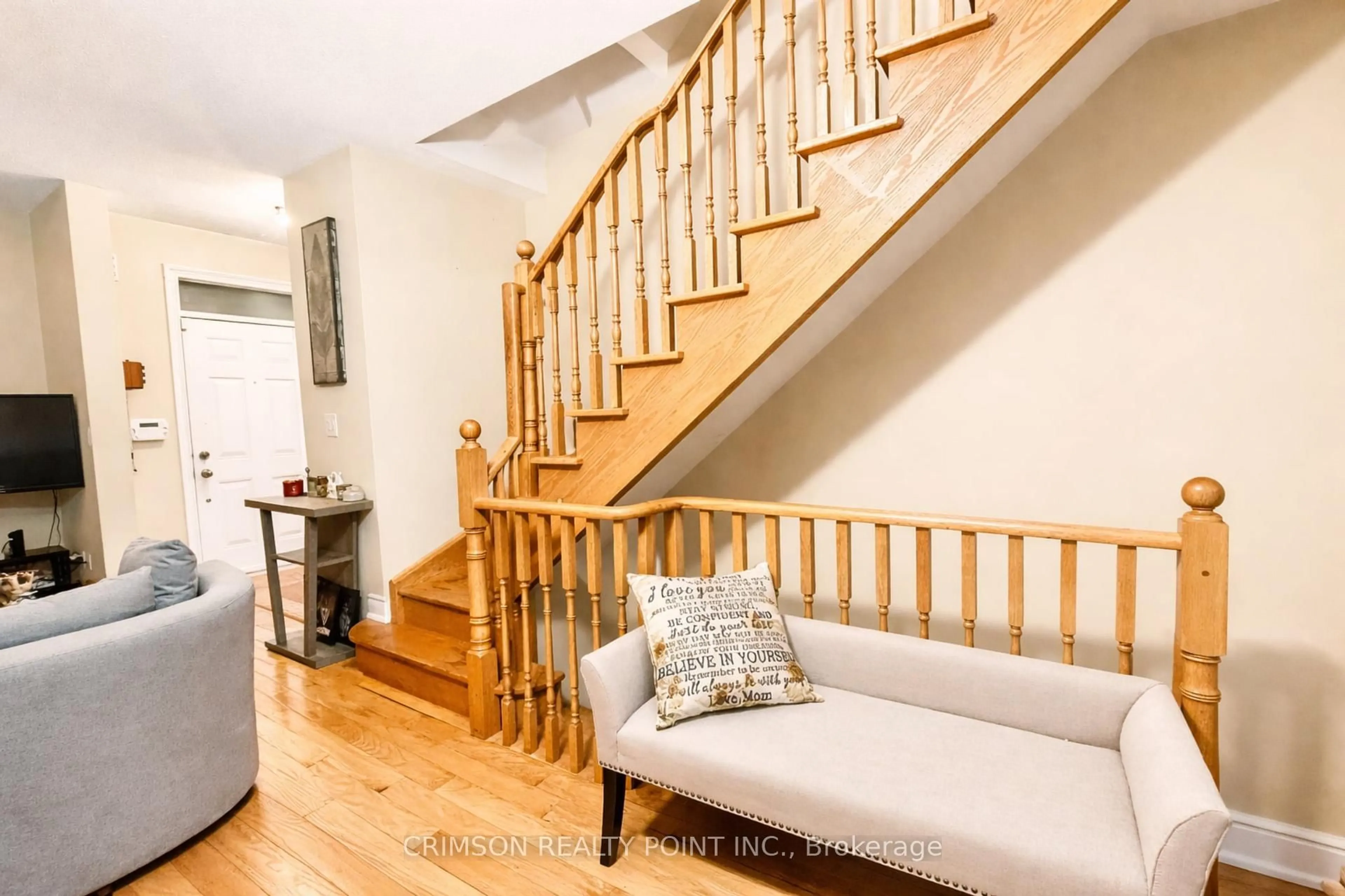 Stairs for 5B Hobden Pl, Toronto Ontario M9R 3R6