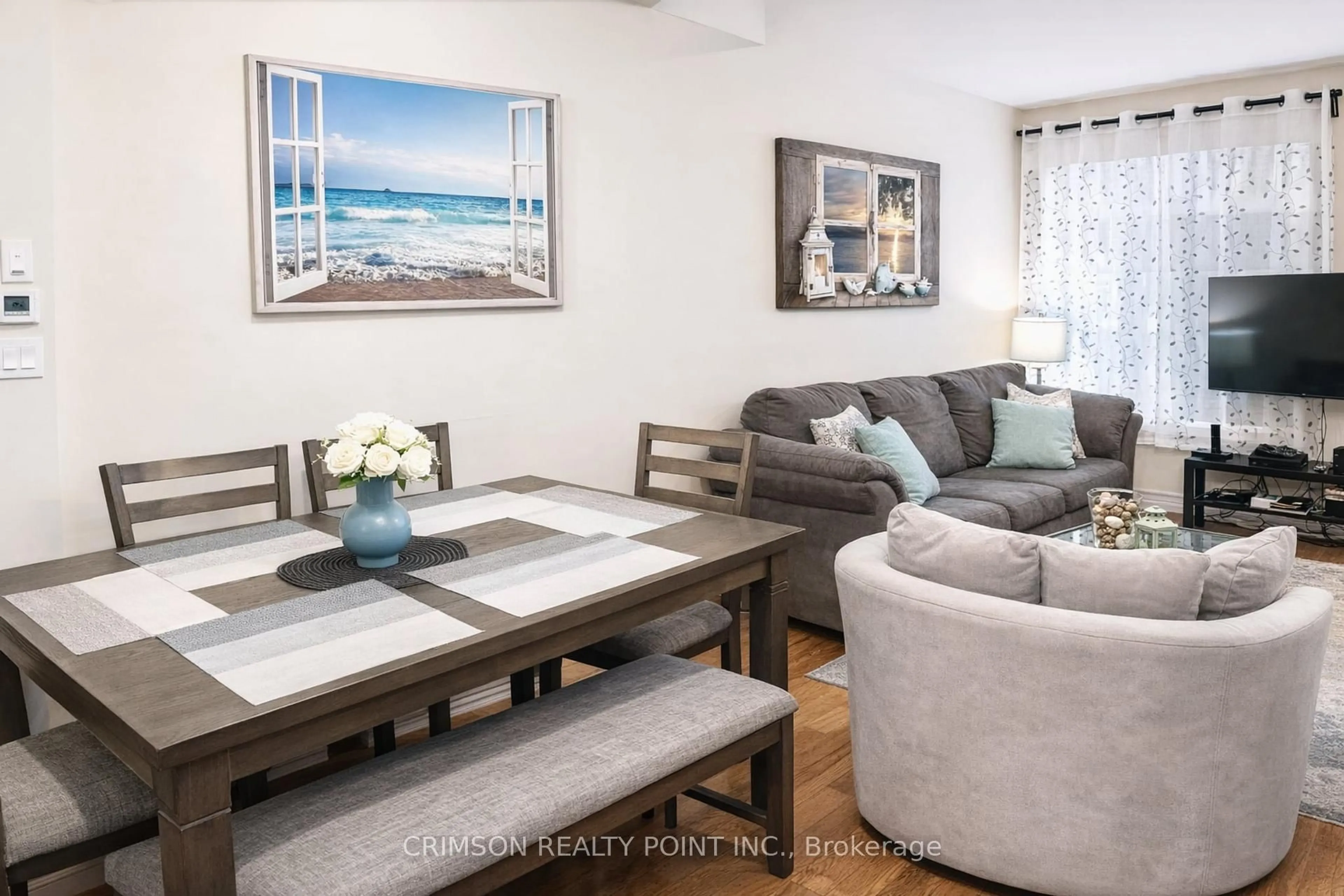 Living room with furniture, unknown for 5B Hobden Pl, Toronto Ontario M9R 3R6