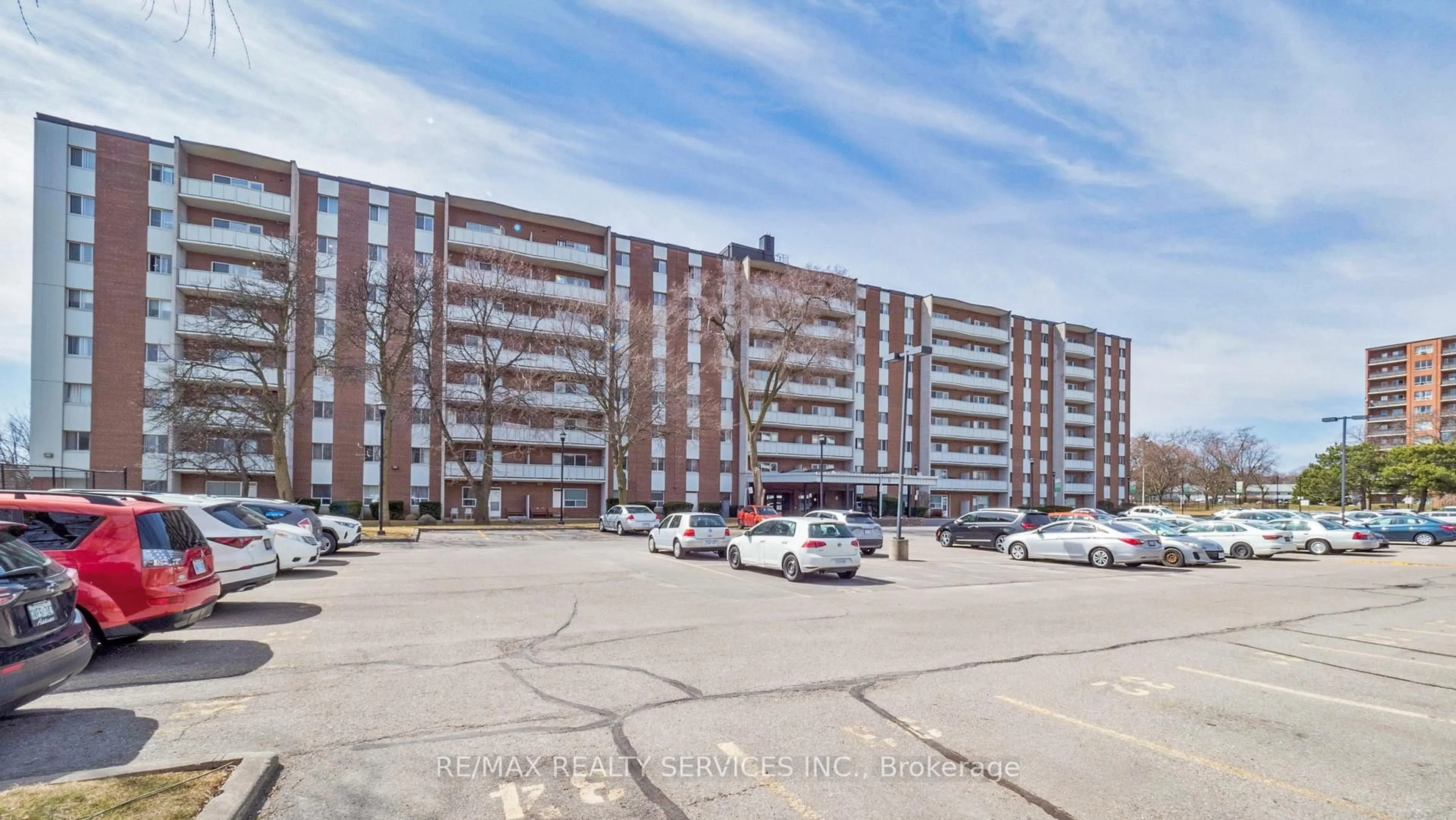 Parking for 1660 Bloor St #511, Mississauga Ontario L4X 1R9