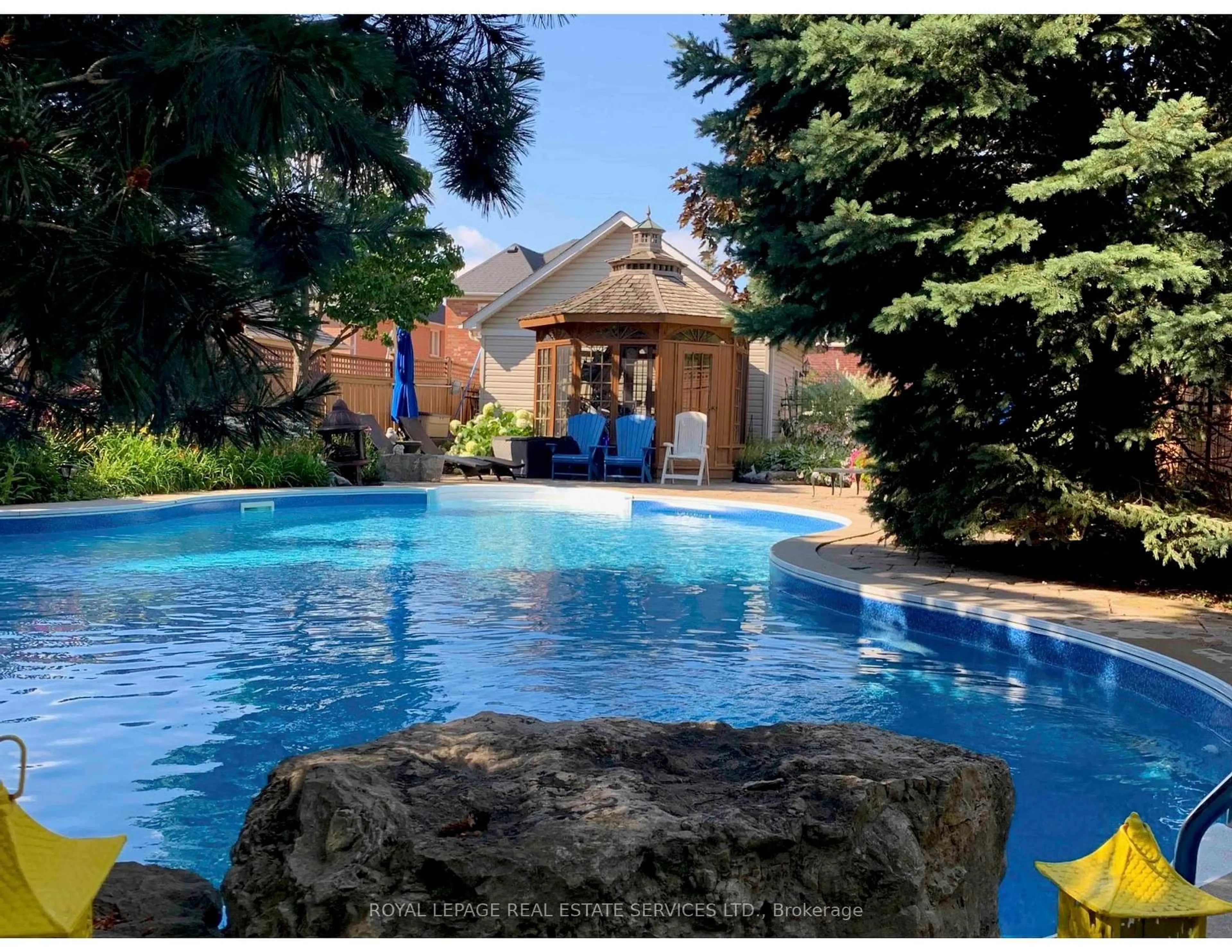 Pool for 2393 Ennerdale Rd, Oakville Ontario L6H 6N5