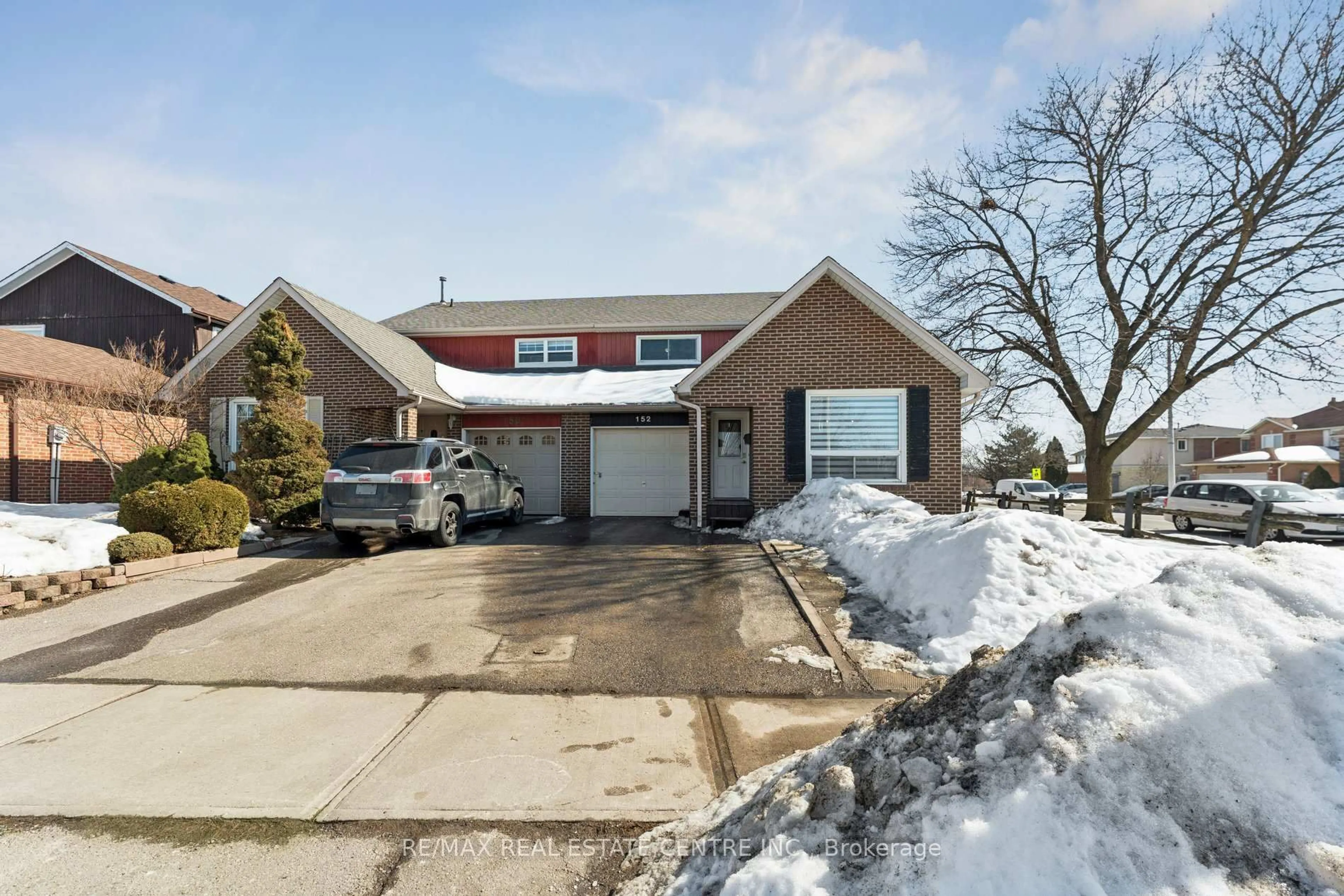 Unknown for 152 Primrose Cres, Brampton Ontario L6Z 1E3