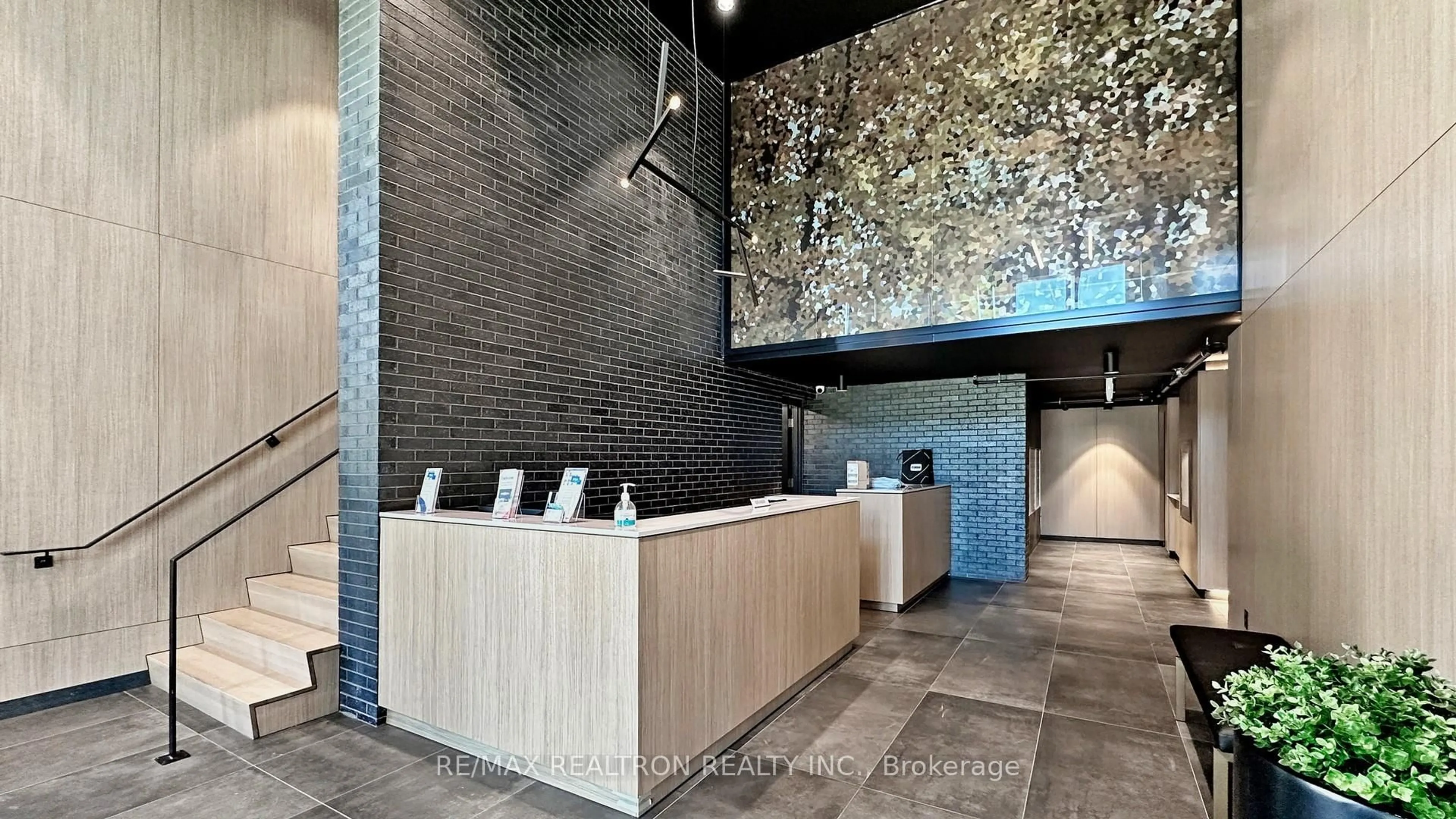 Lobby for 7 Smith Cres #518, Toronto Ontario M8Z 0G3