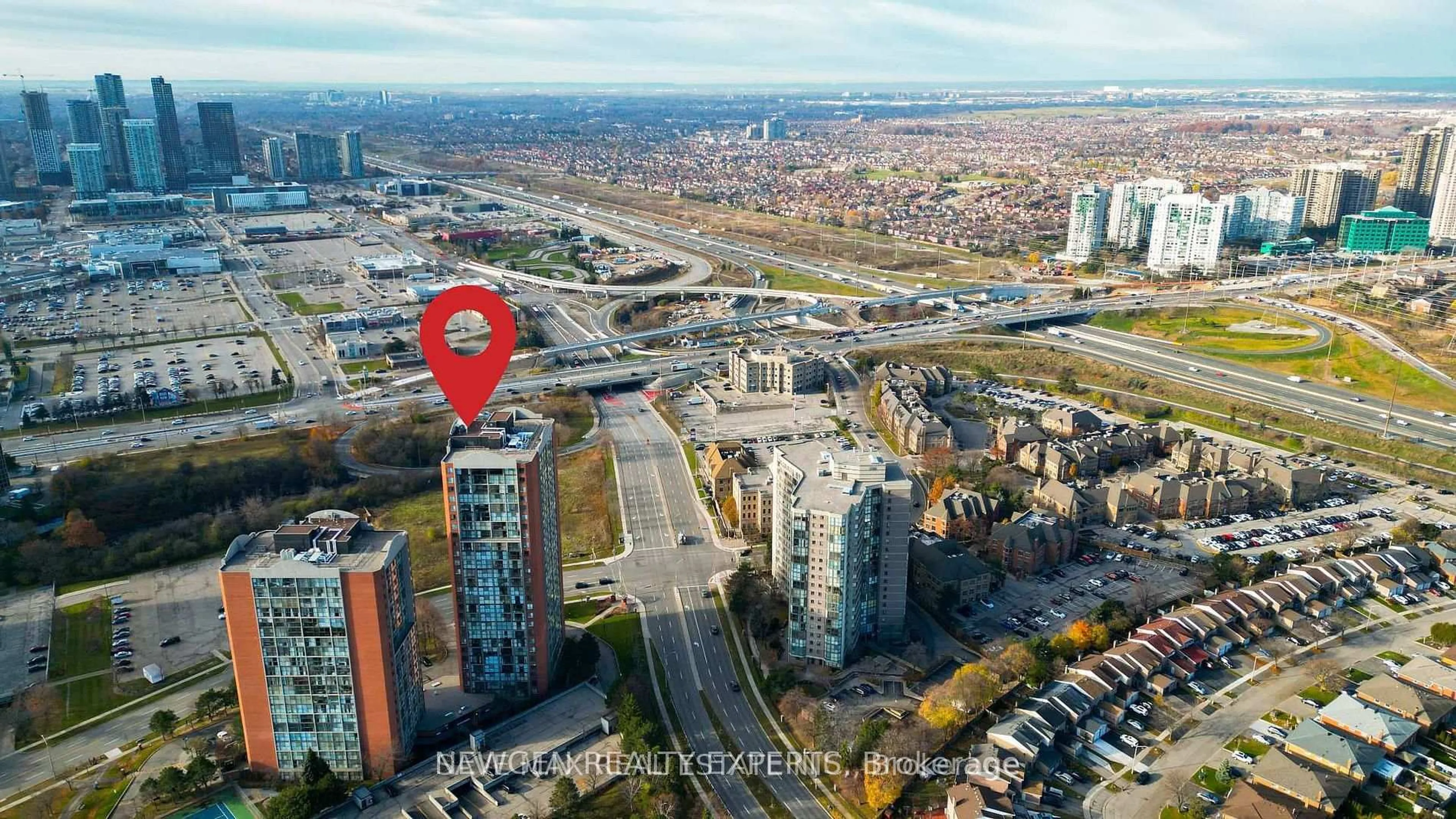 A pic from outside/outdoor area/front of a property/back of a property/a pic from drone, city buildings view from balcony for 4205 Shipp Dr #1705, Mississauga Ontario L4Z 2Y9