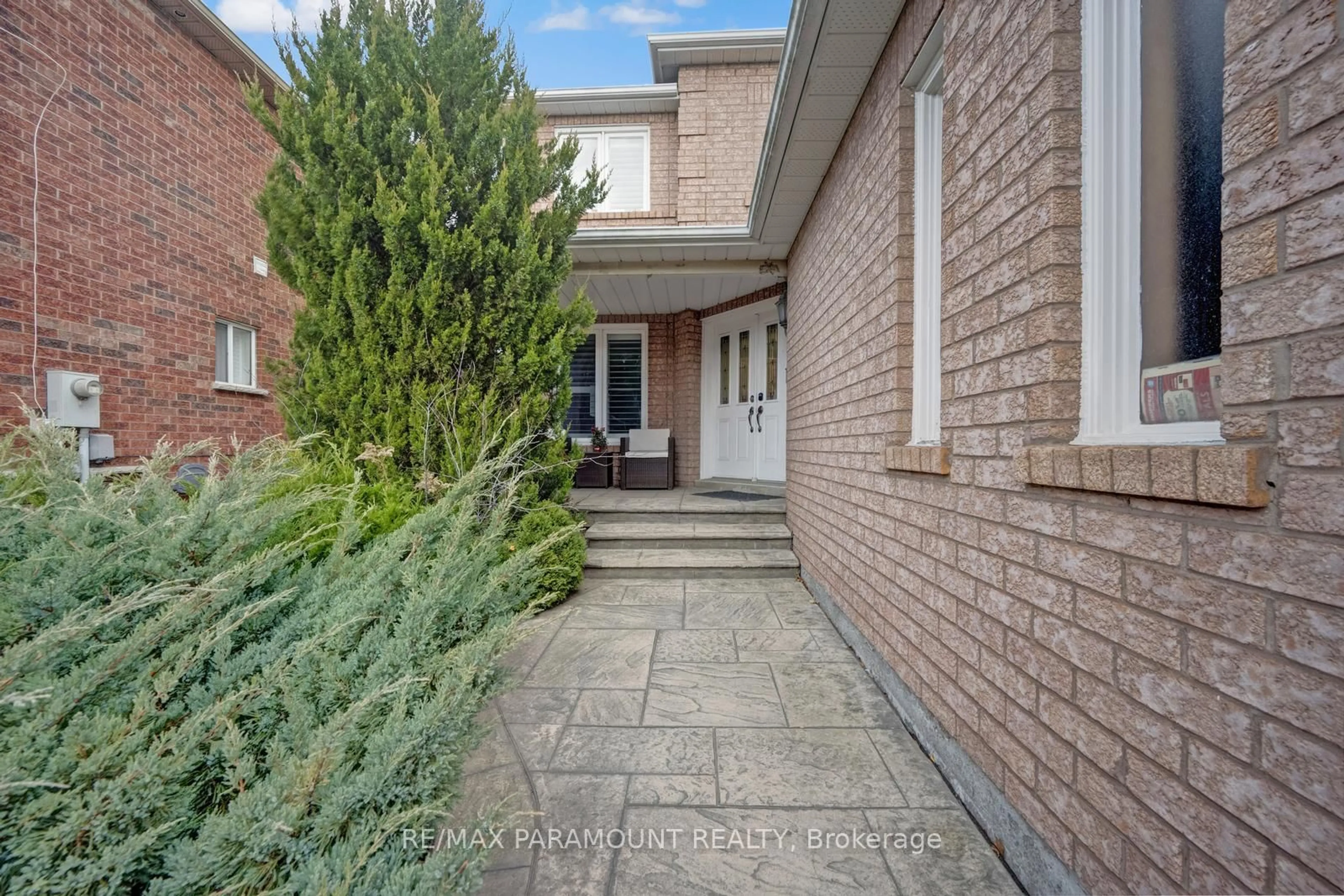 Home with brick exterior material, street for 6371 Ormindale Way, Mississauga Ontario L5V 1J2