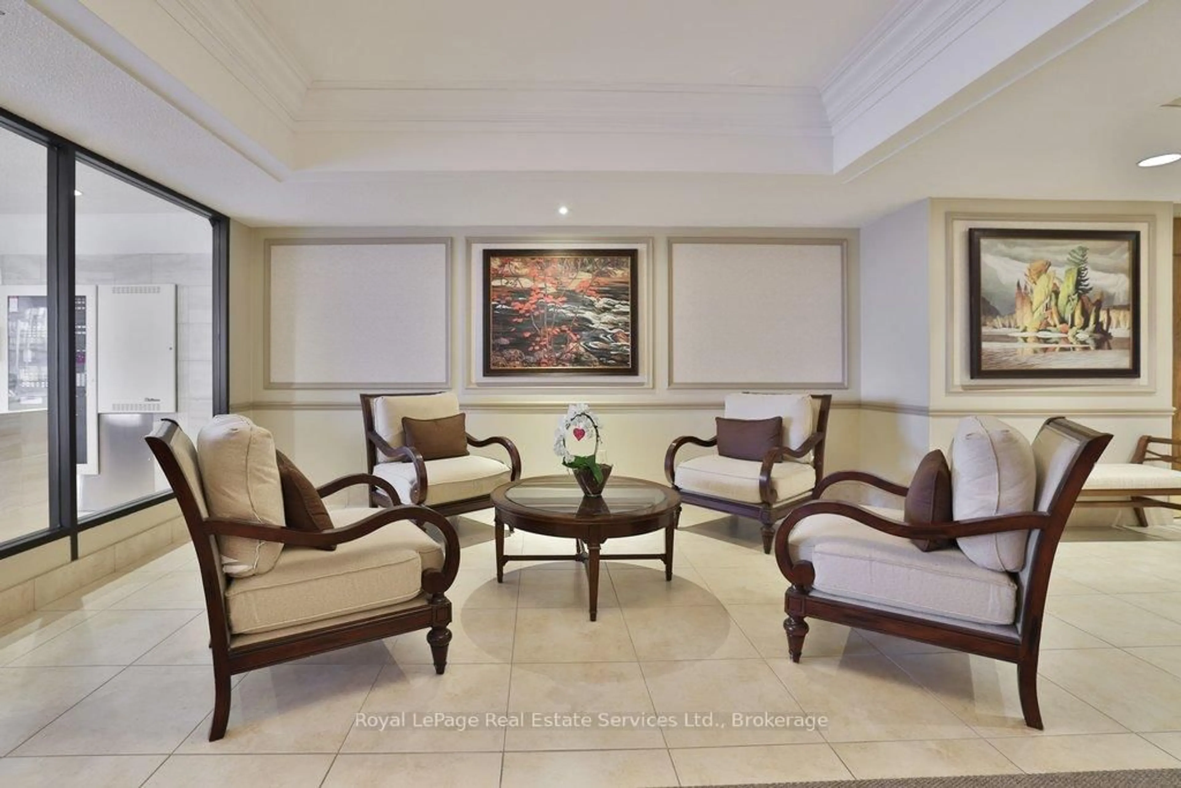 Lobby for 2185 Marine Dr #PH7, Oakville Ontario L6L 5L6