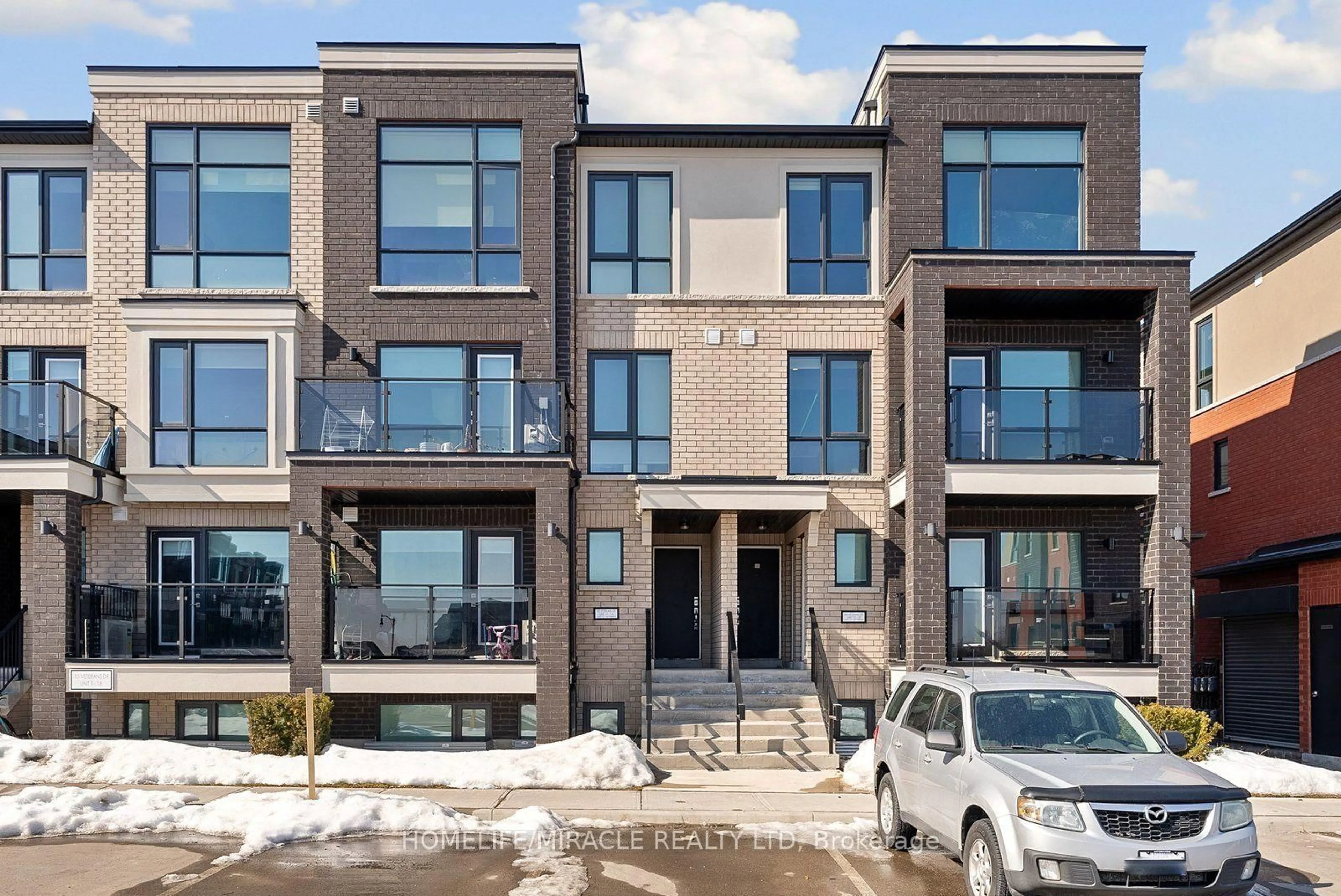 Home with brick exterior material, street for 185 Veterans Dr #14, Brampton Ontario L7A 5L2