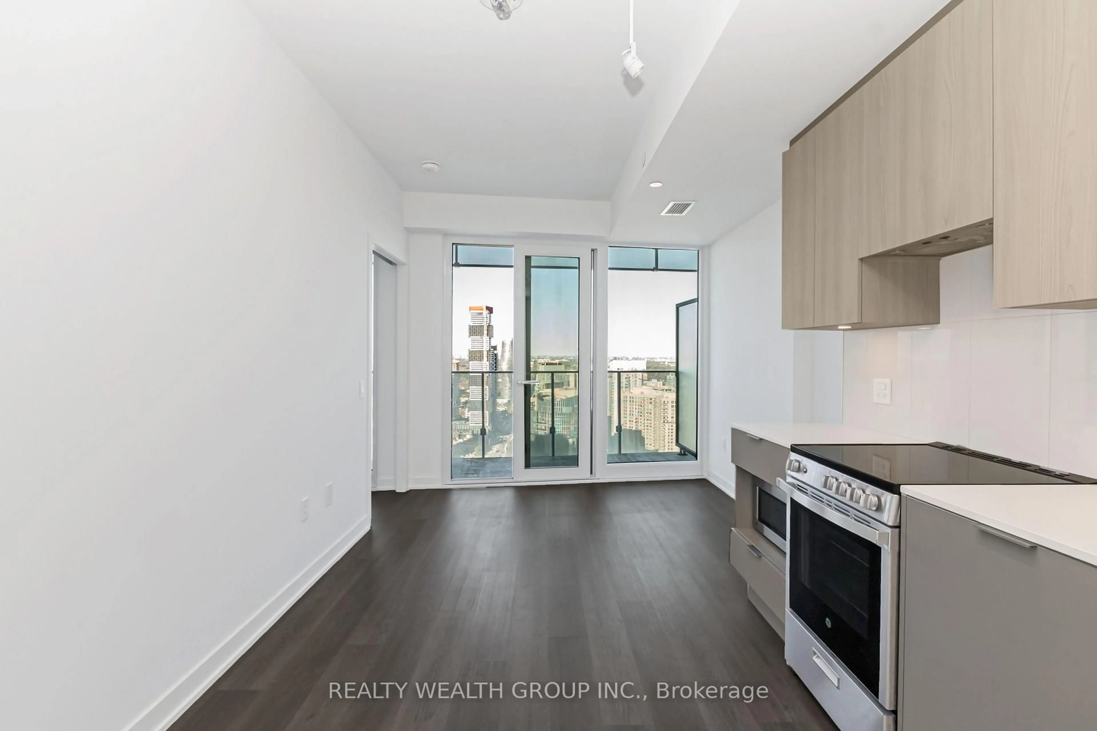 A pic of a room for 3900 Confederation Pkwy #3911, Mississauga Ontario L5B 0M3