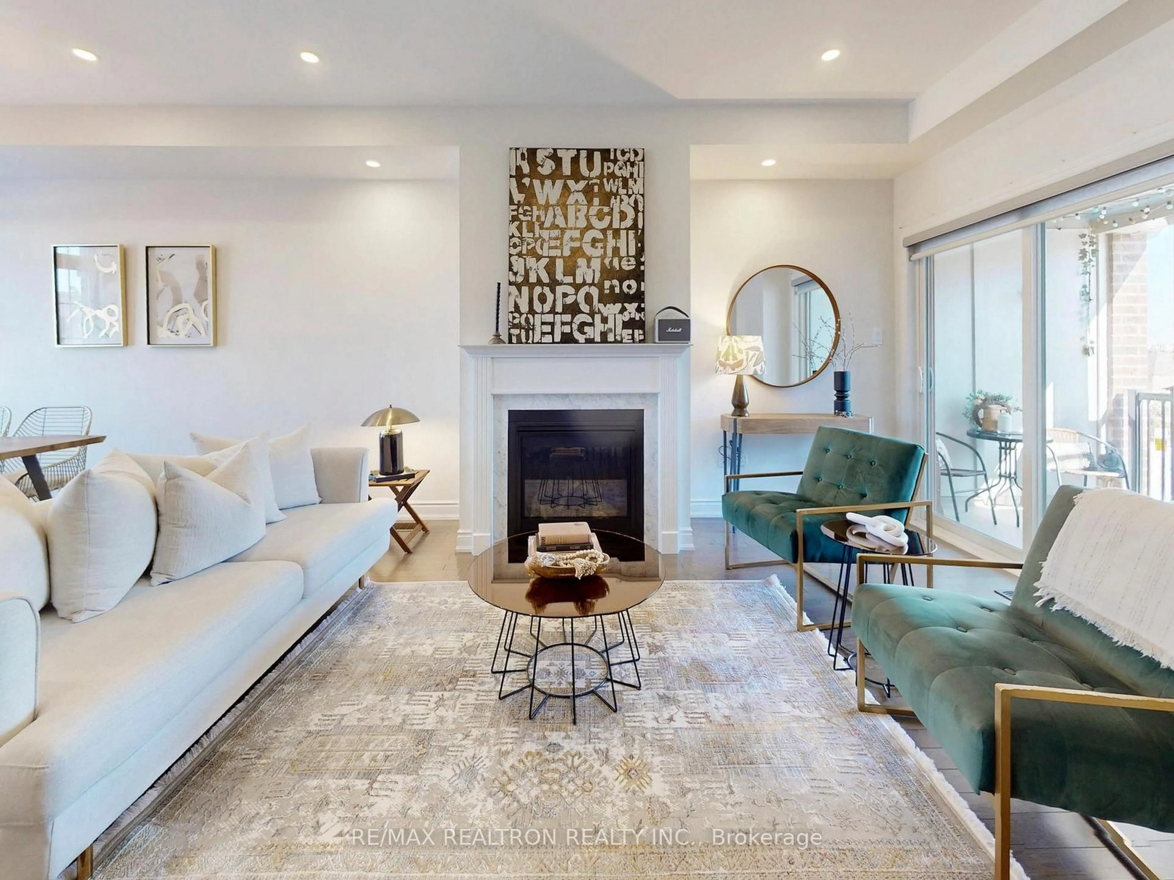 Living room with furniture, unknown for 6 Oakmore Lane, Brampton Ontario L6Y 6H5