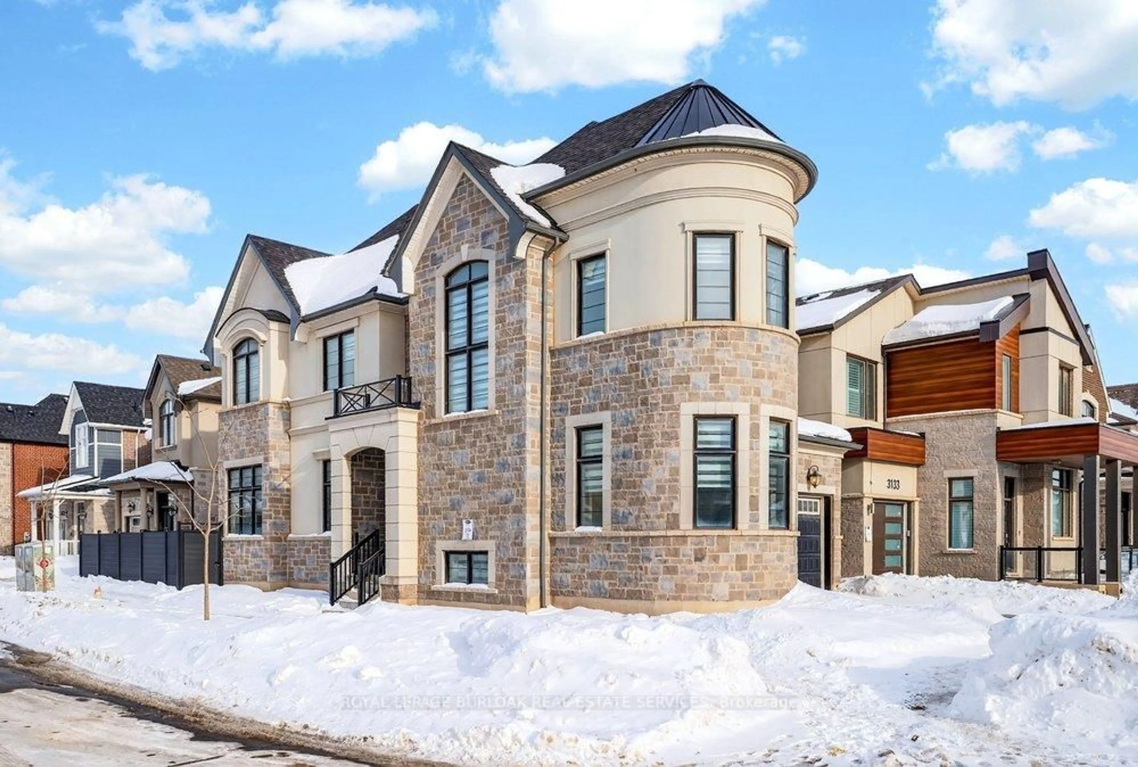 Home with brick exterior material, street for 1404 Lynx Gdns, Oakville Ontario L6H 3W8