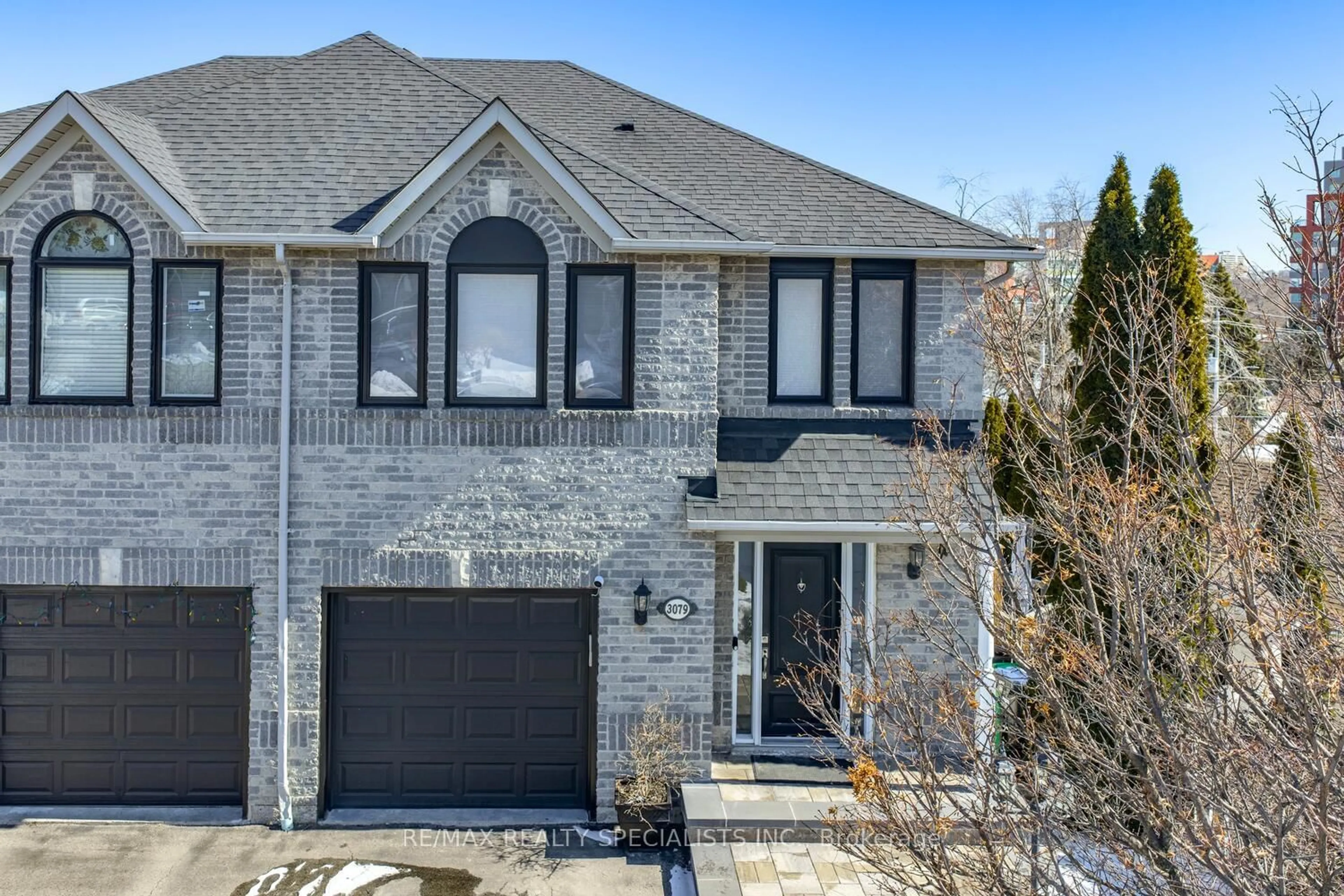 Home with brick exterior material, street for 3079 Salmona Crt, Mississauga Ontario L5B 4G3