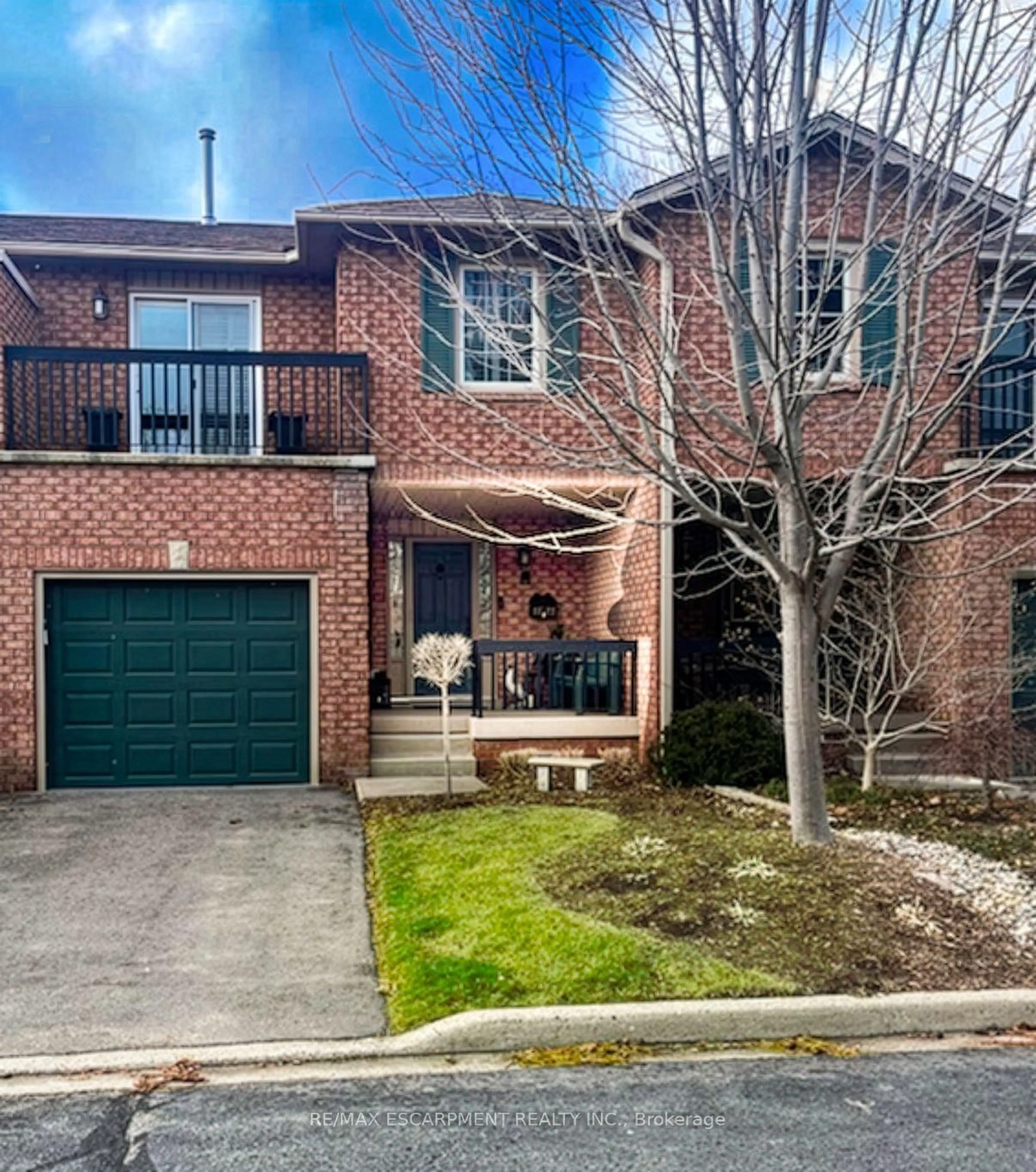 Home with brick exterior material, street for 1205 Lamb's Crt #19, Burlington Ontario L7S 2G6