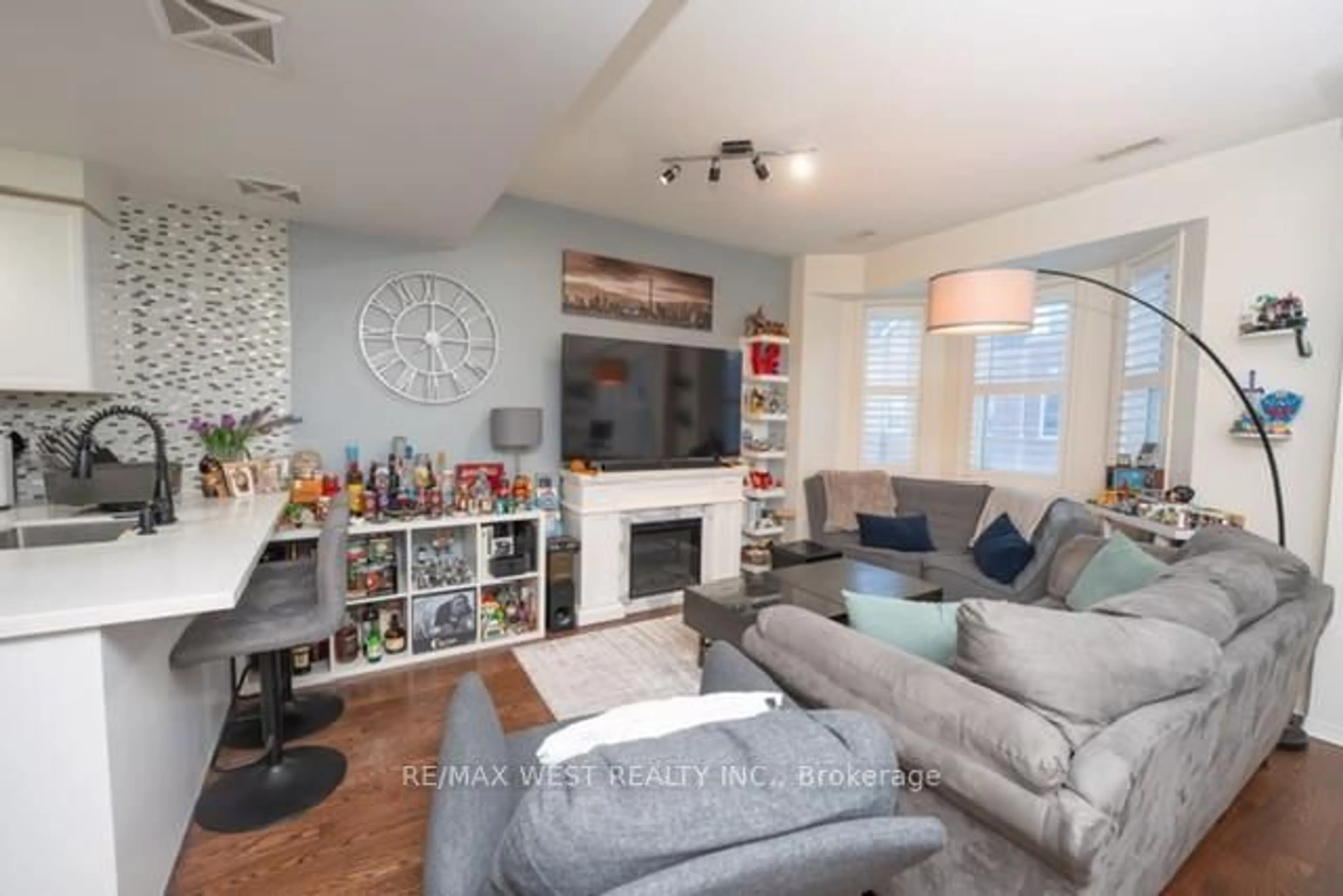 Living room with furniture, unknown for 760 Lawrence Ave #59, Toronto Ontario M6A 3E7