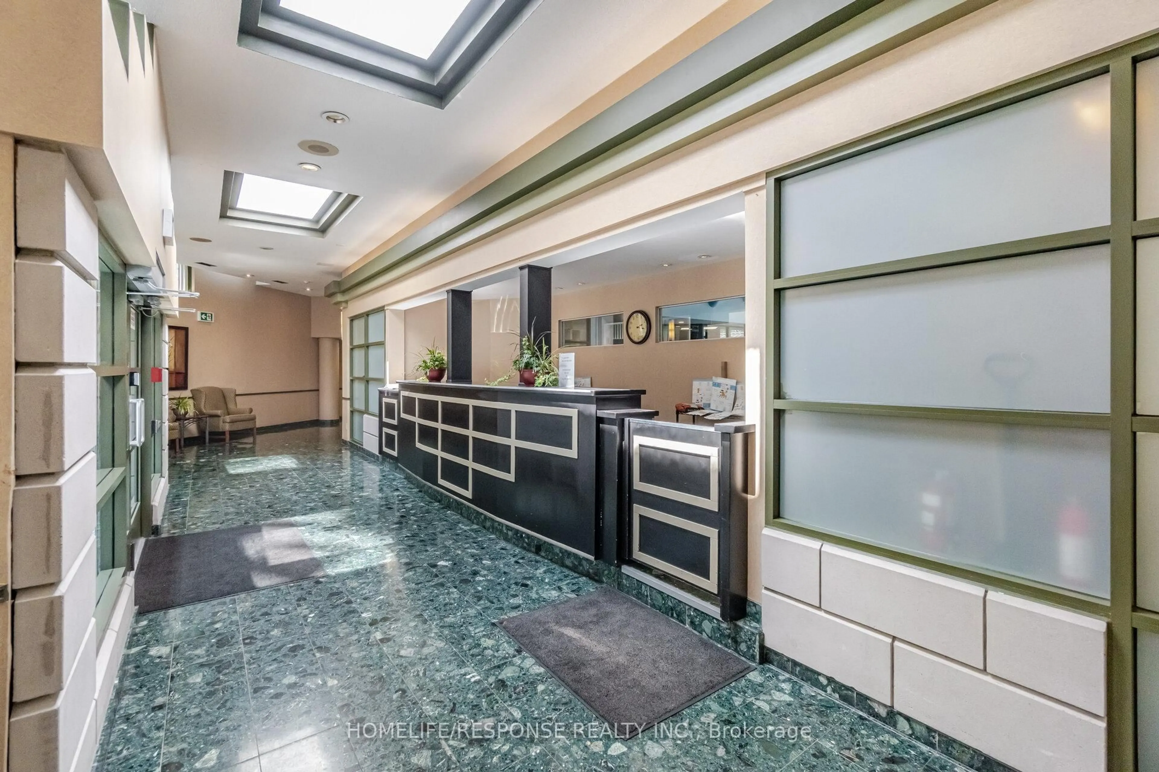 Lobby for 4185 Shipp Dr #1615, Mississauga Ontario L4Z 2Y8