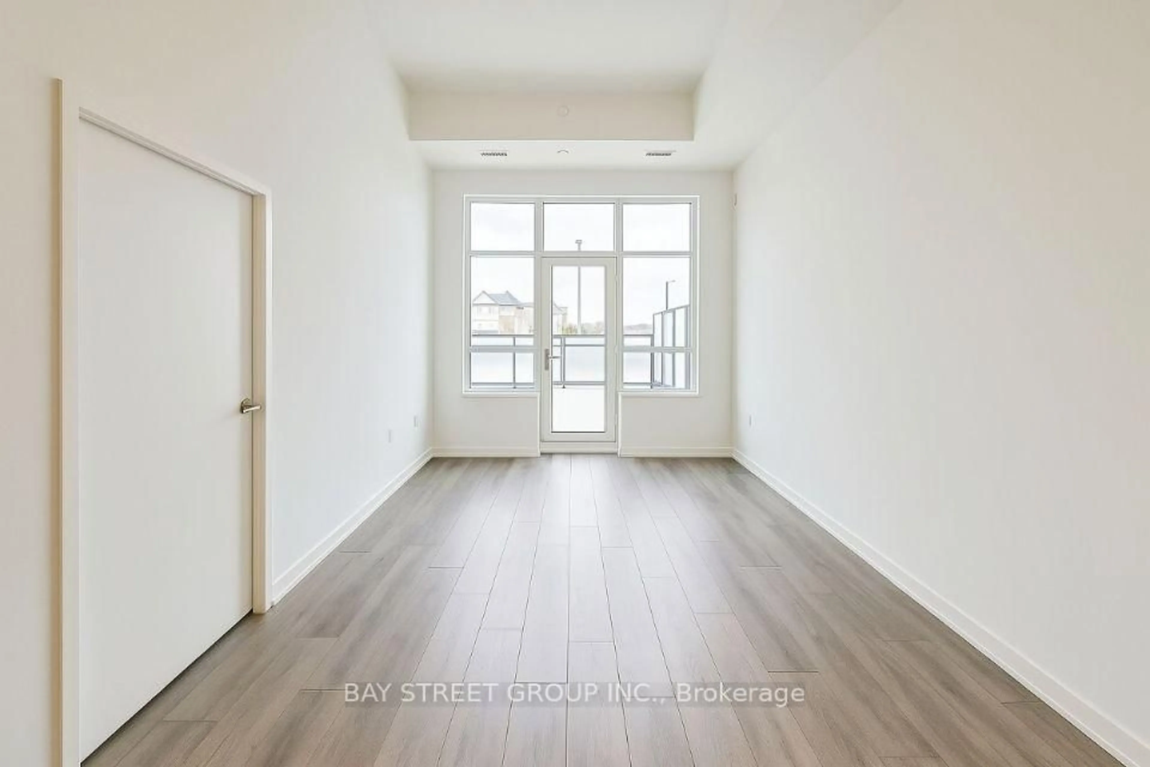 Unknown for 395 Dundas St #130, Oakville Ontario L6M 5R8