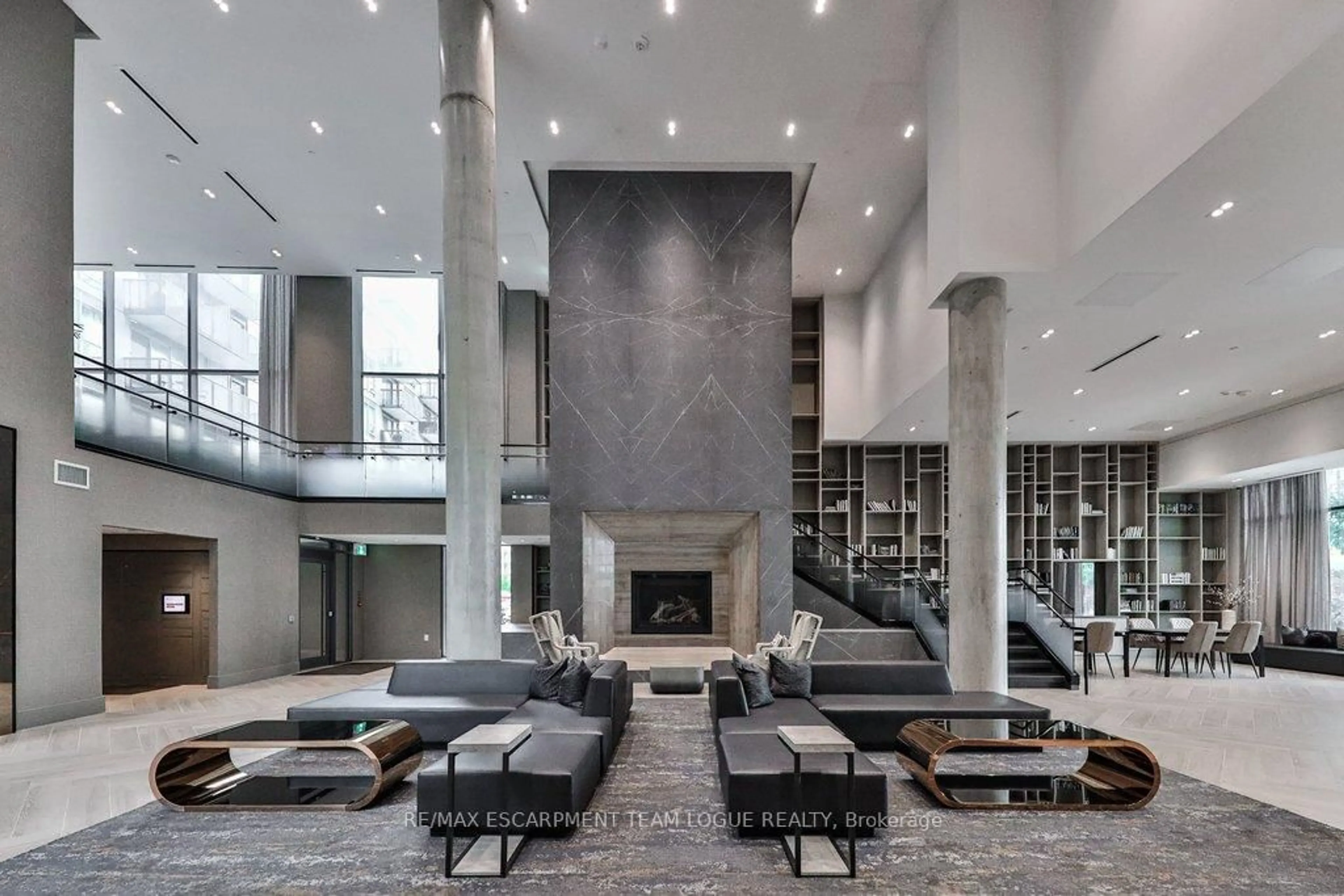 Lobby for 2450 Old Bronte Rd #801, Oakville Ontario L6M 5P6