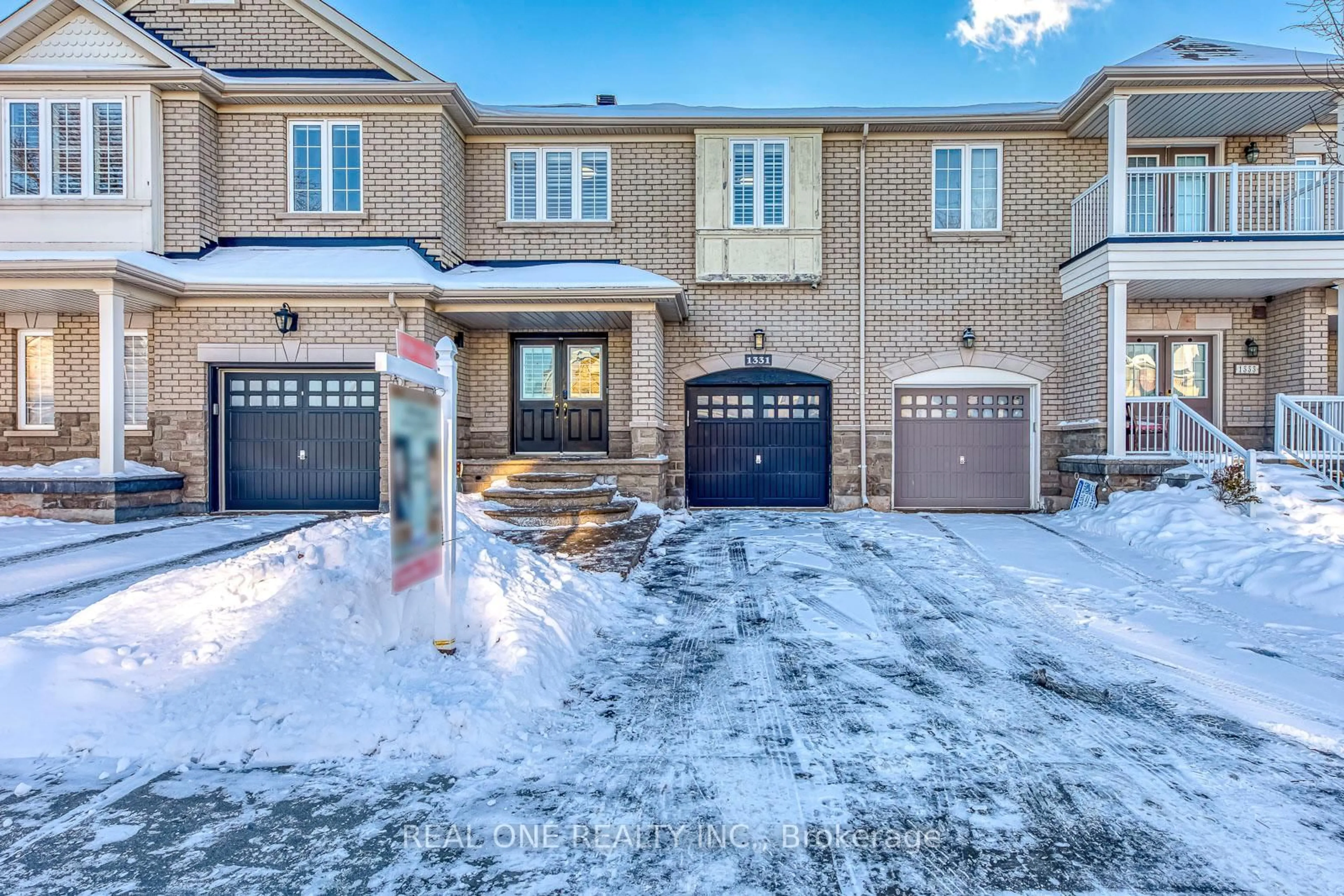 Home with brick exterior material, street for 1331 Kestell Blvd, Oakville Ontario L6H 0C8