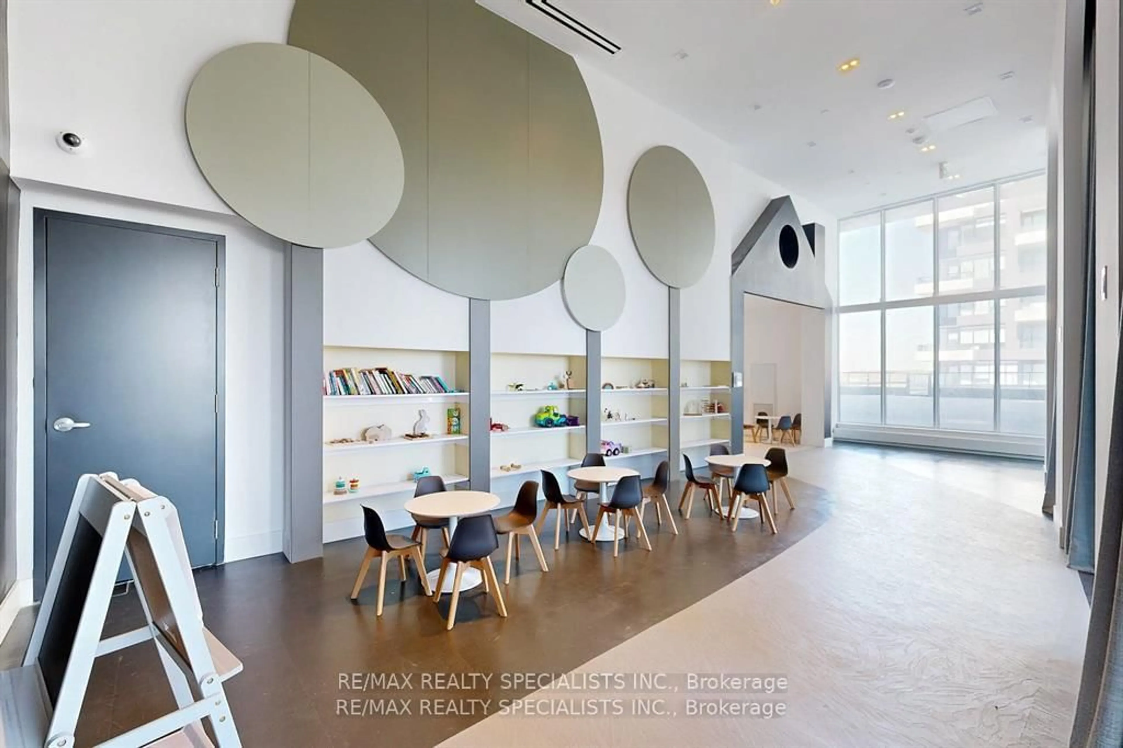 Dining room, unknown for 2489 Taunton Rd #1417, Oakville Ontario L6H 3R9