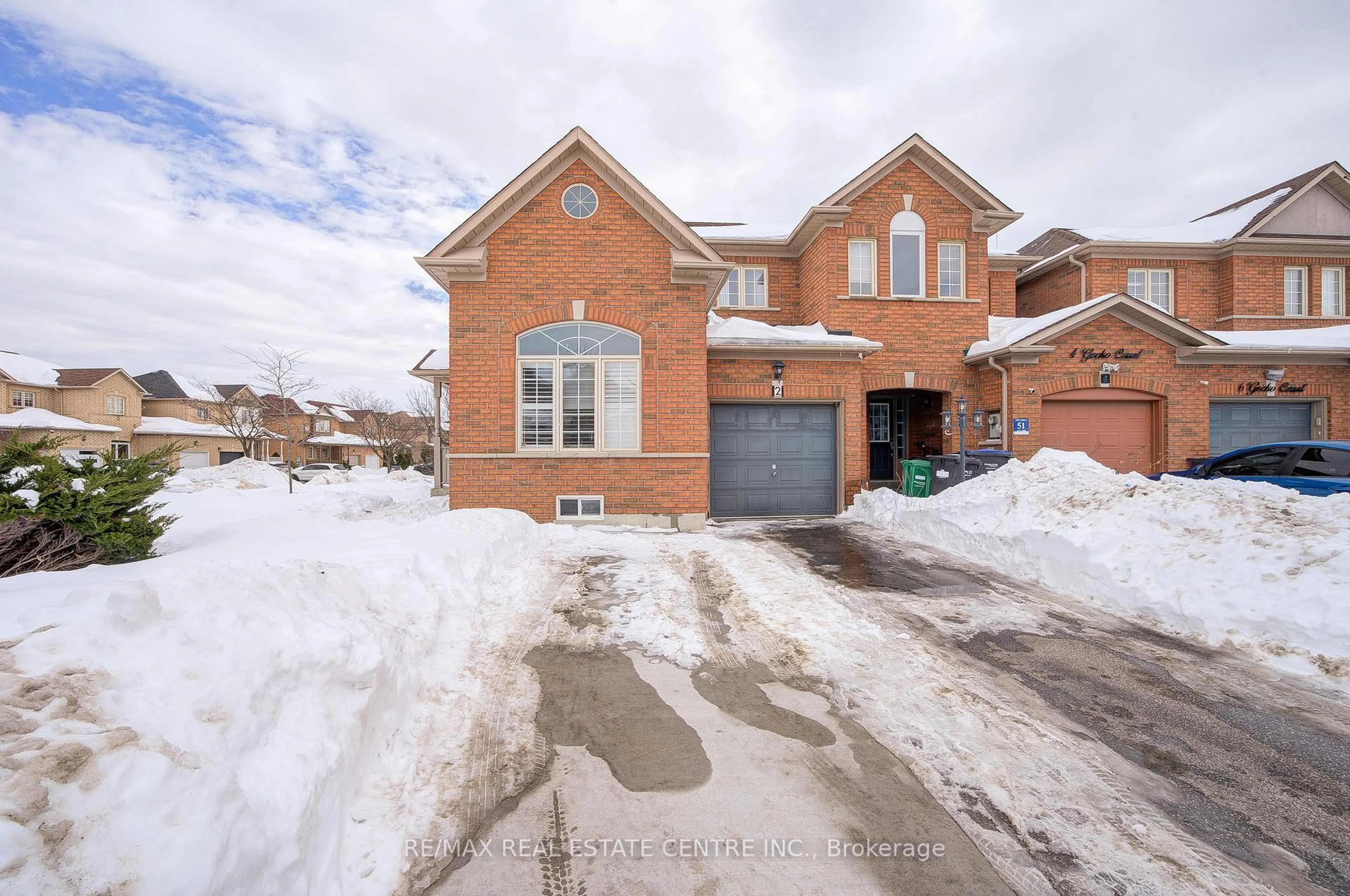 Unknown for 2 Gecko Crt, Brampton Ontario L6R 2N9