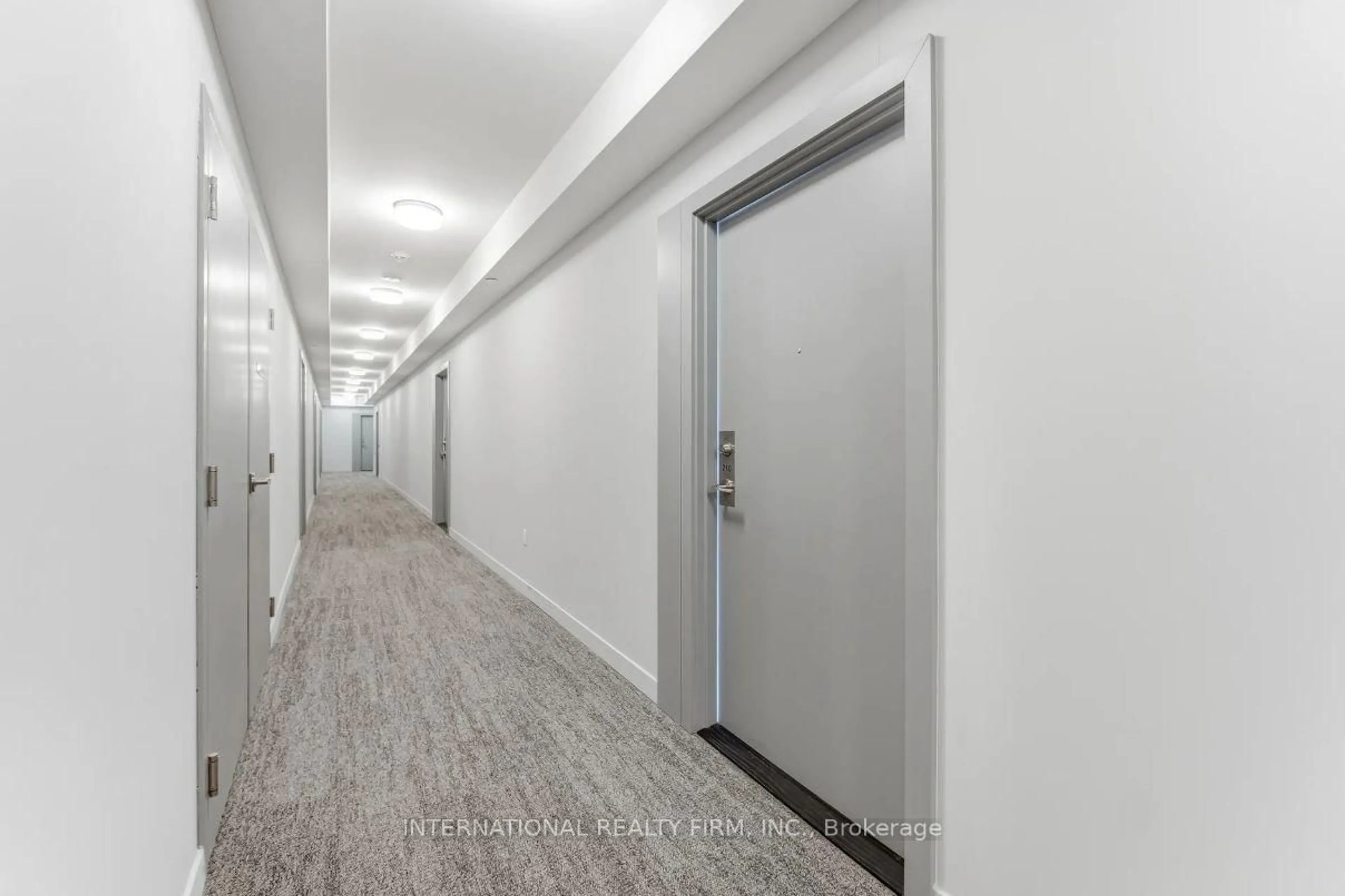 Indoor foyer for 859 The Queensway #710, Toronto Ontario M8Z 1N8