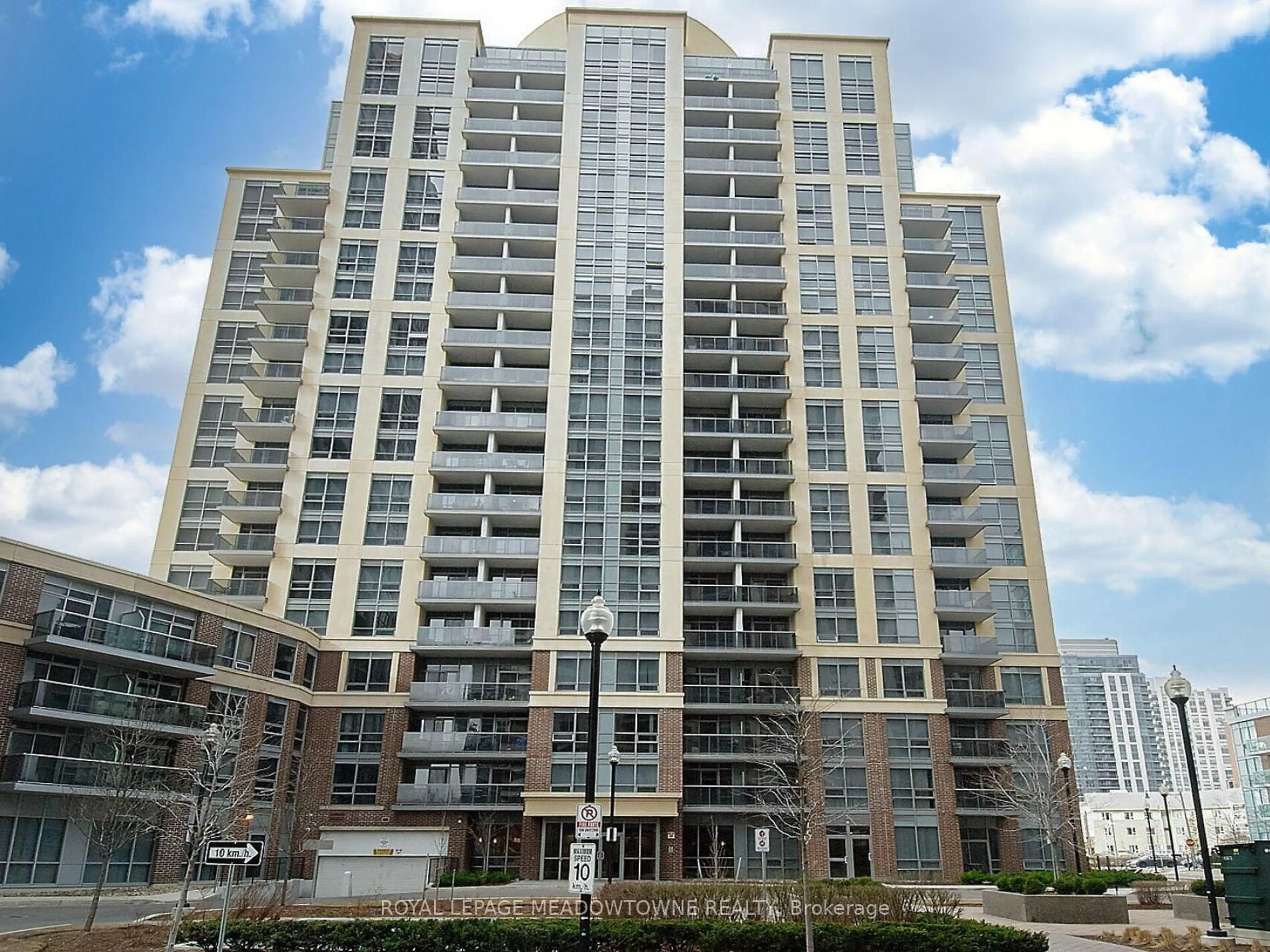 Unknown for 1 Michael Power Pl ##1808, Toronto Ontario M9A 0A1