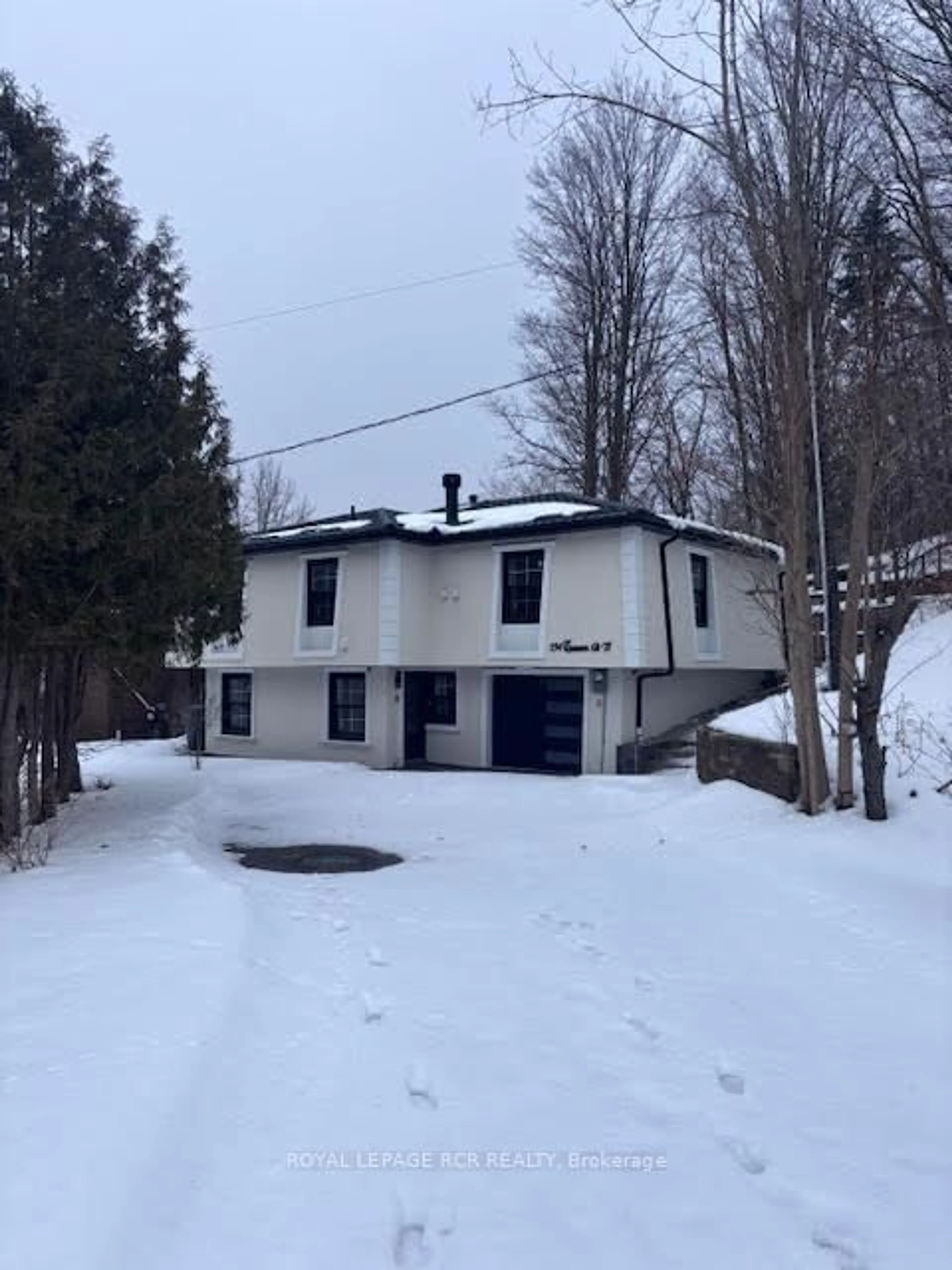 Unknown for 134 Queen St, Caledon Ontario L7E 2M7