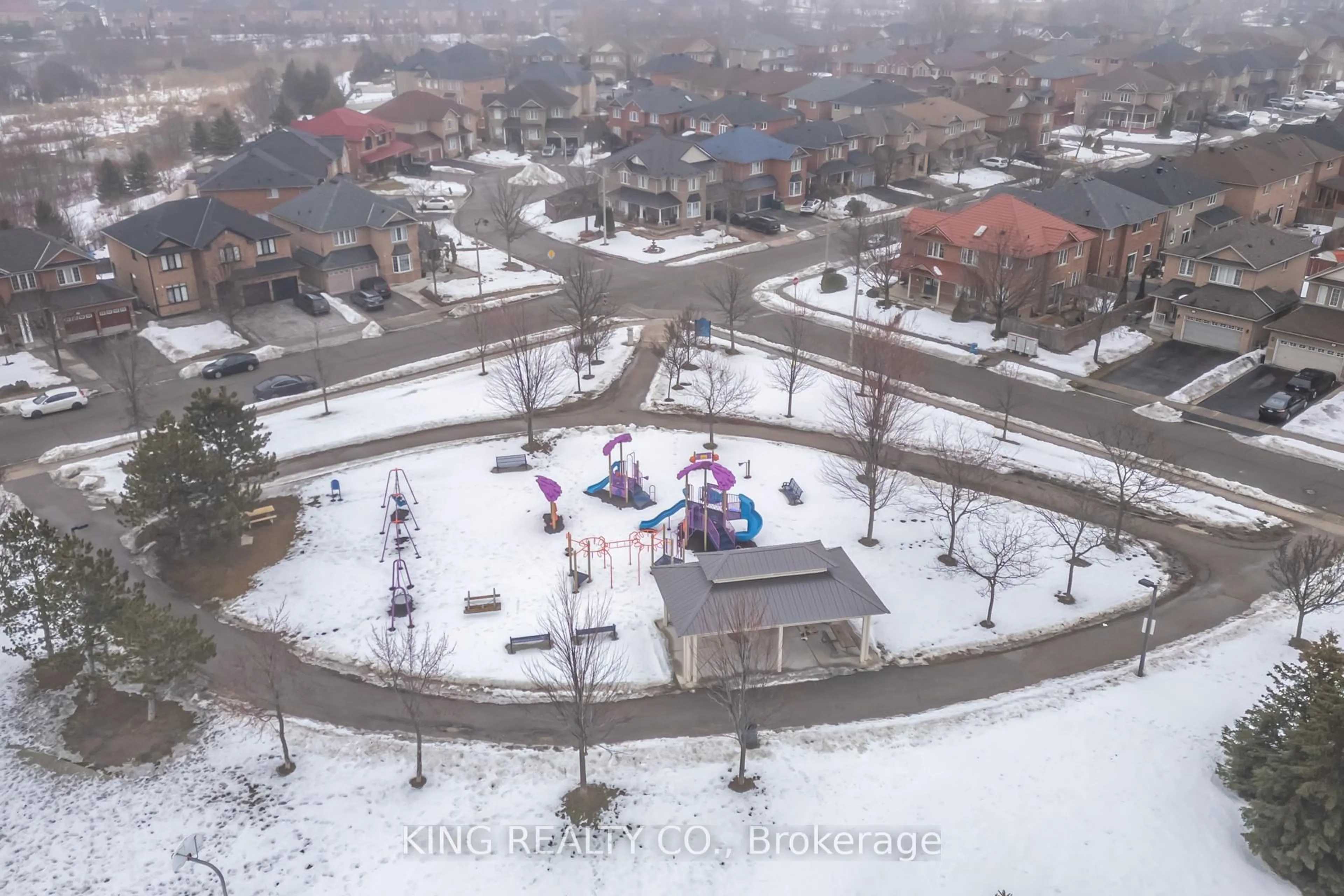 A pic from outside/outdoor area/front of a property/back of a property/a pic from drone, unknown for 14 Martineau Rd, Brampton Ontario L6P 1H2