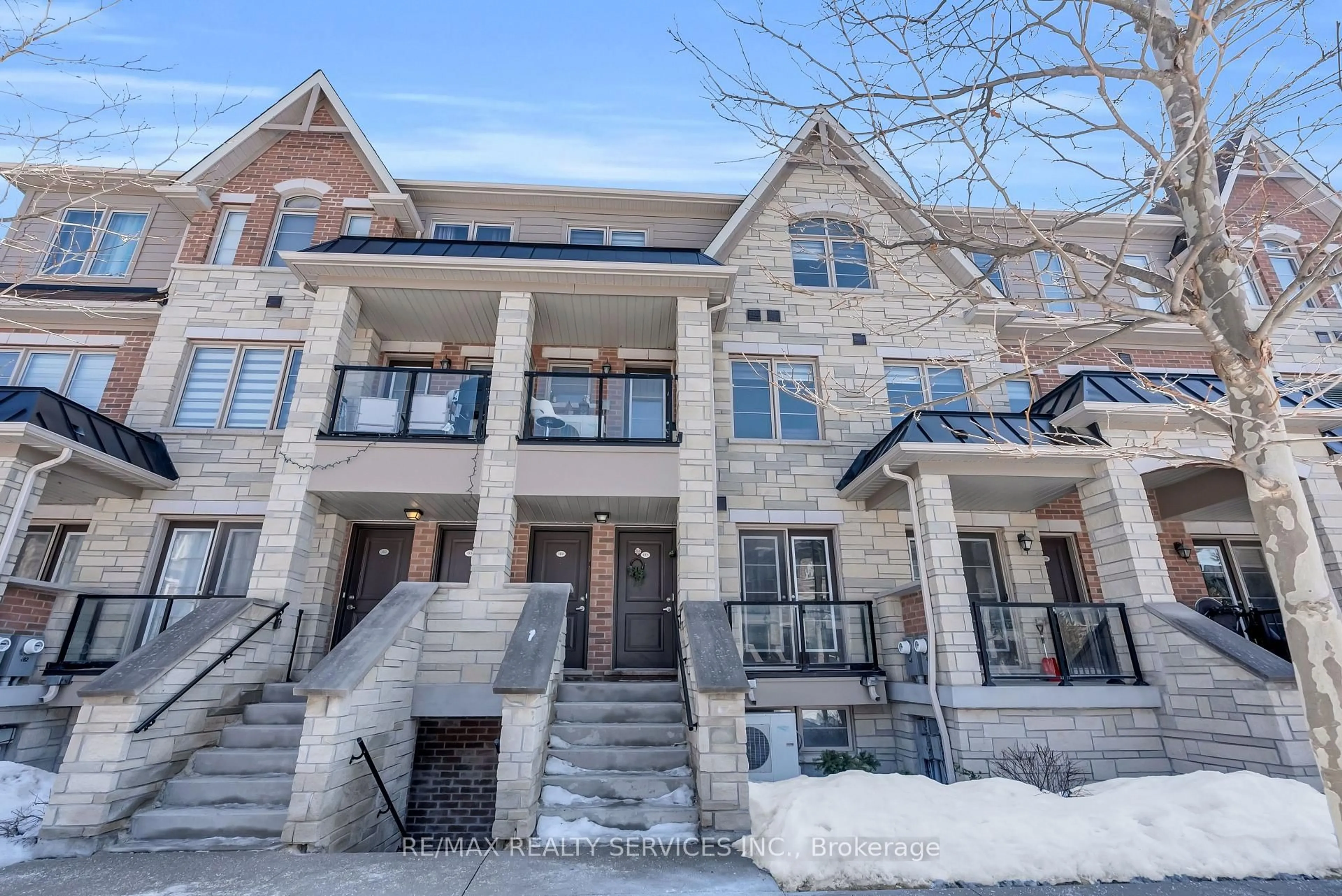 Home with brick exterior material, unknown for 200 Veterans Dr #185, Brampton Ontario L7A 4S6