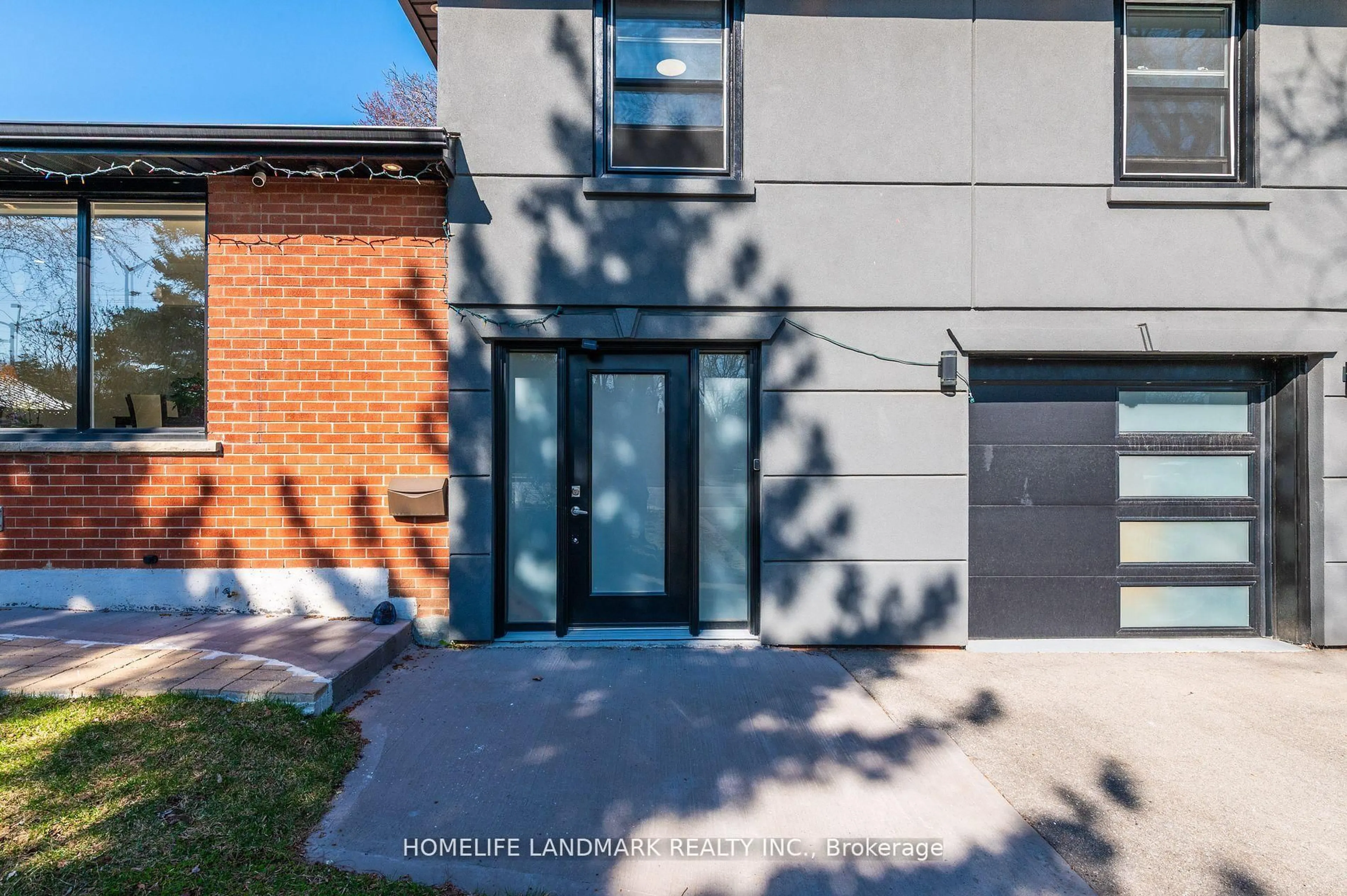 Home with brick exterior material, street for 431 Walker's Line, Burlington Ontario L7N 2C9