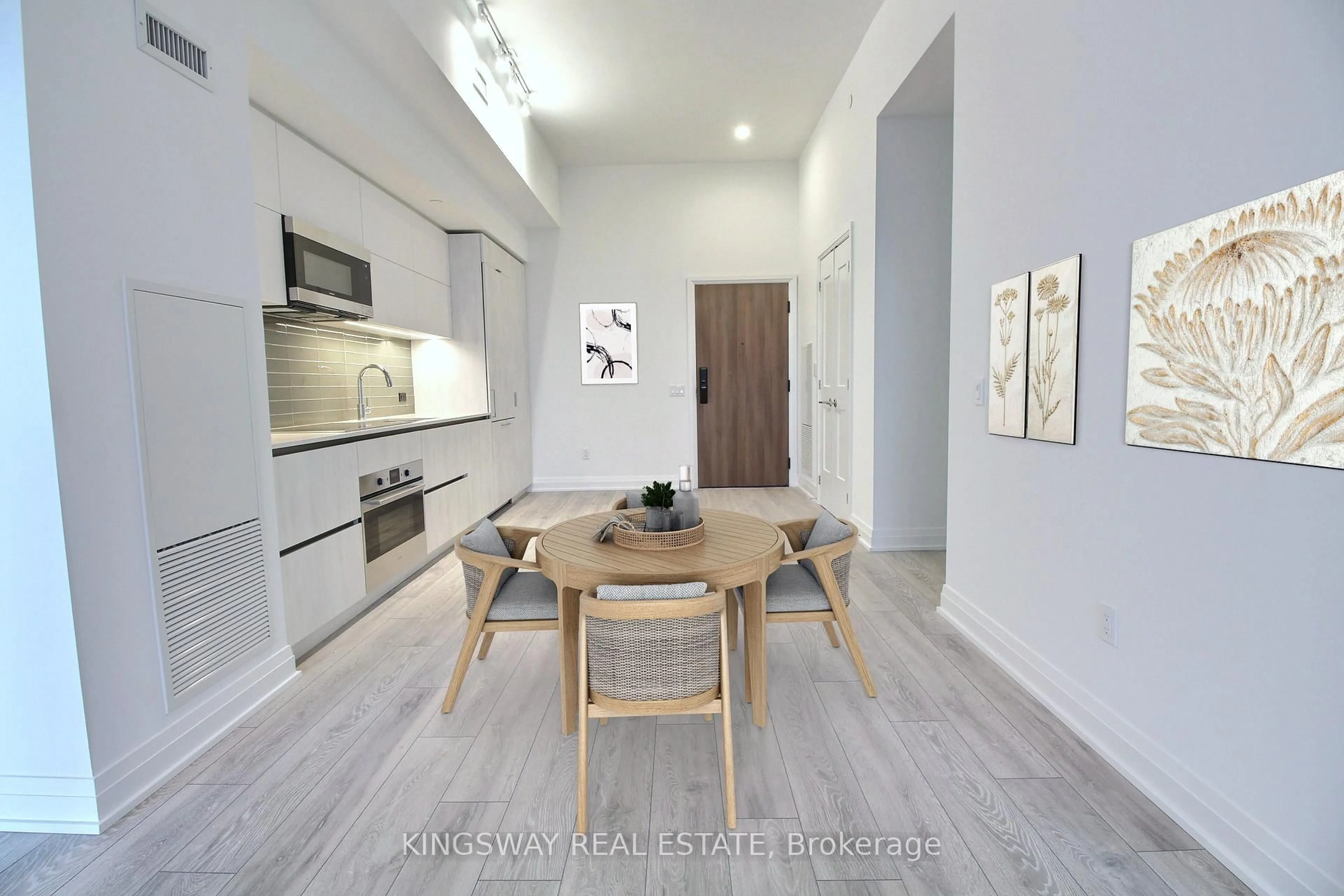 Unknown for 21 Park St #708, Mississauga Ontario L5G 1L7