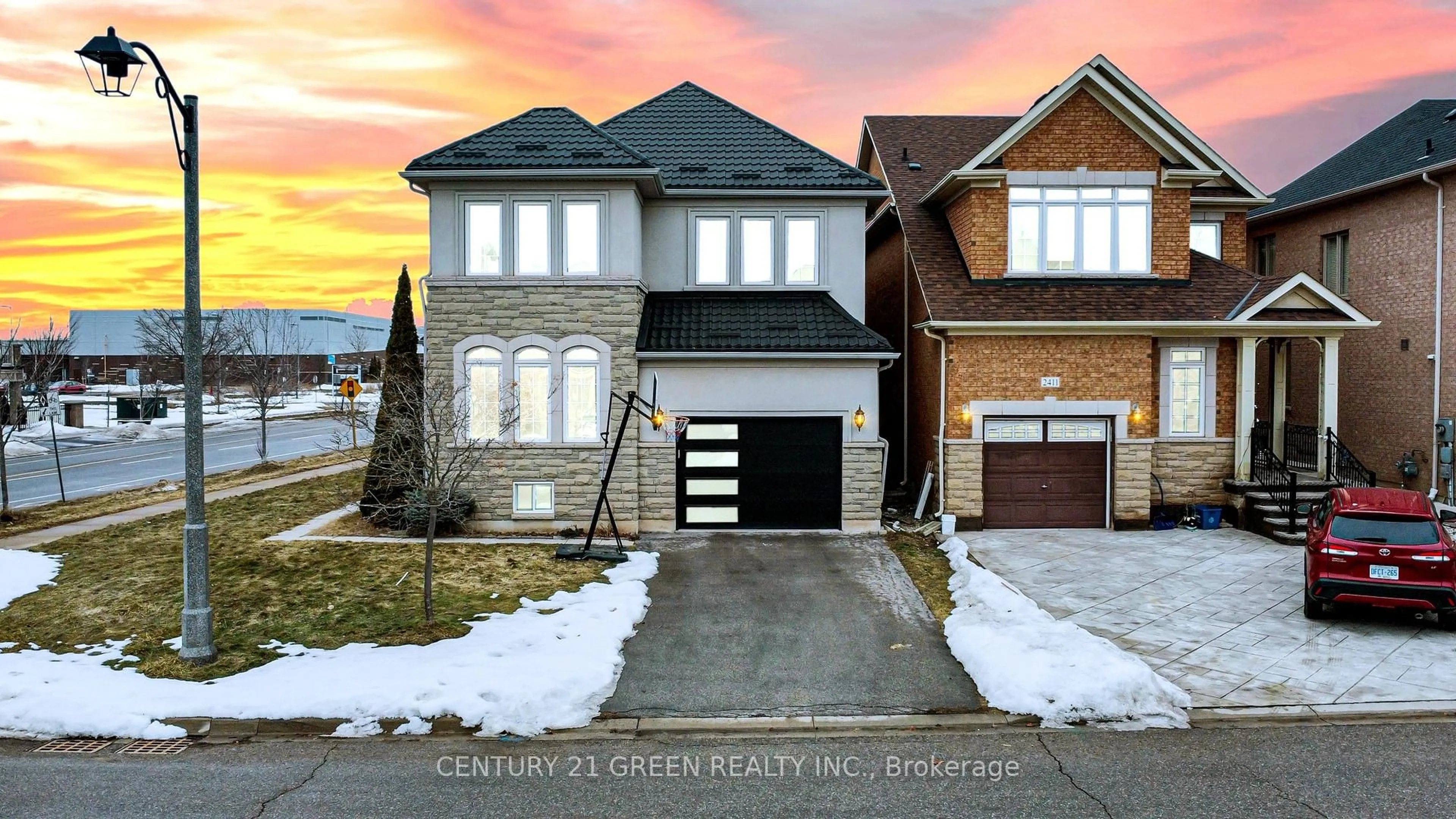 Home with brick exterior material, street for 2561 Grand Oak Tr, Oakville Ontario L6M 0R4