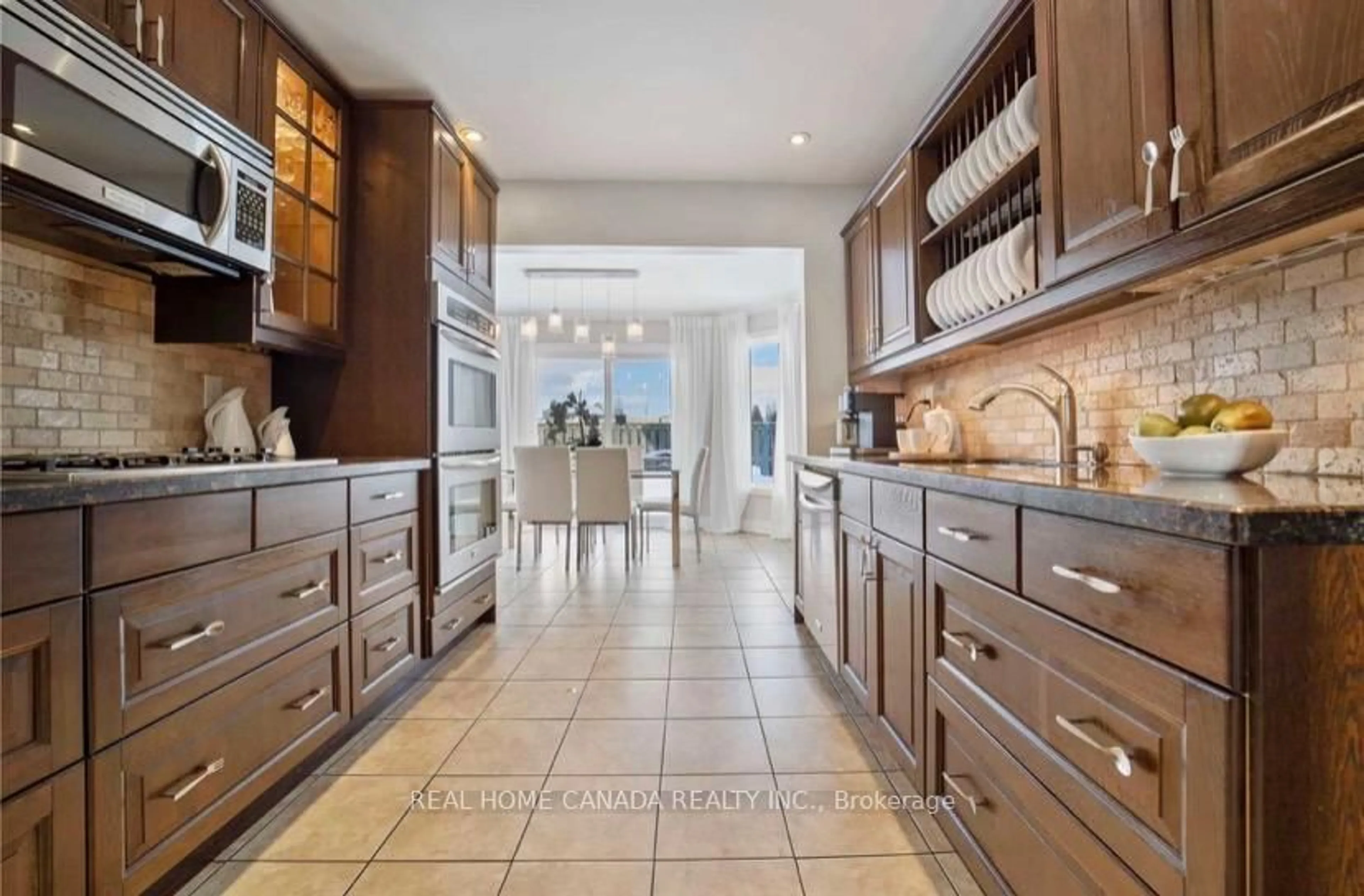 Contemporary kitchen, ceramic/tile floor for 5315 Huntingfield Dr, Mississauga Ontario L5R 2G2