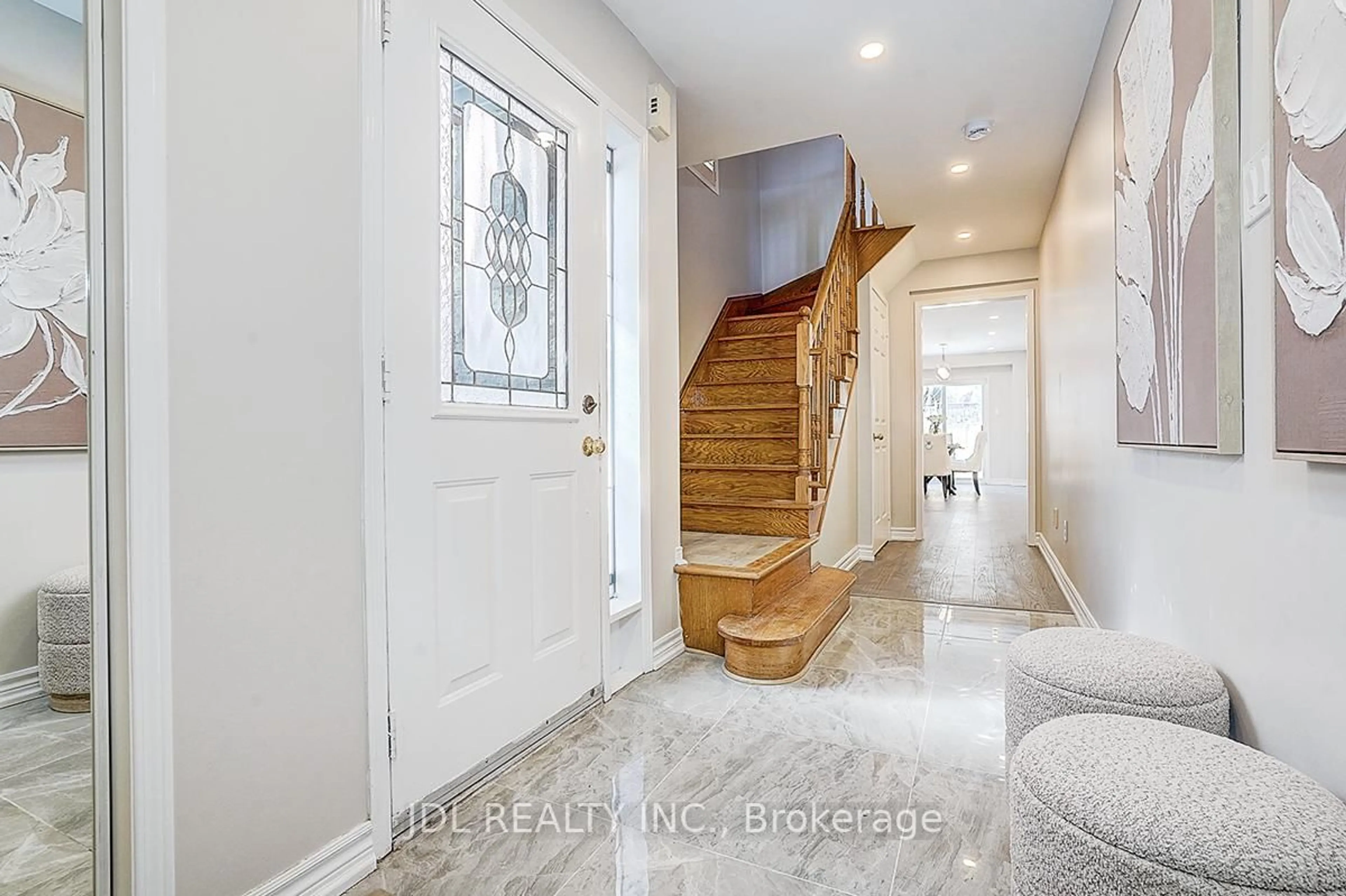 Indoor entryway for 78 Norman Wesley Way, Toronto Ontario M3M 3H4