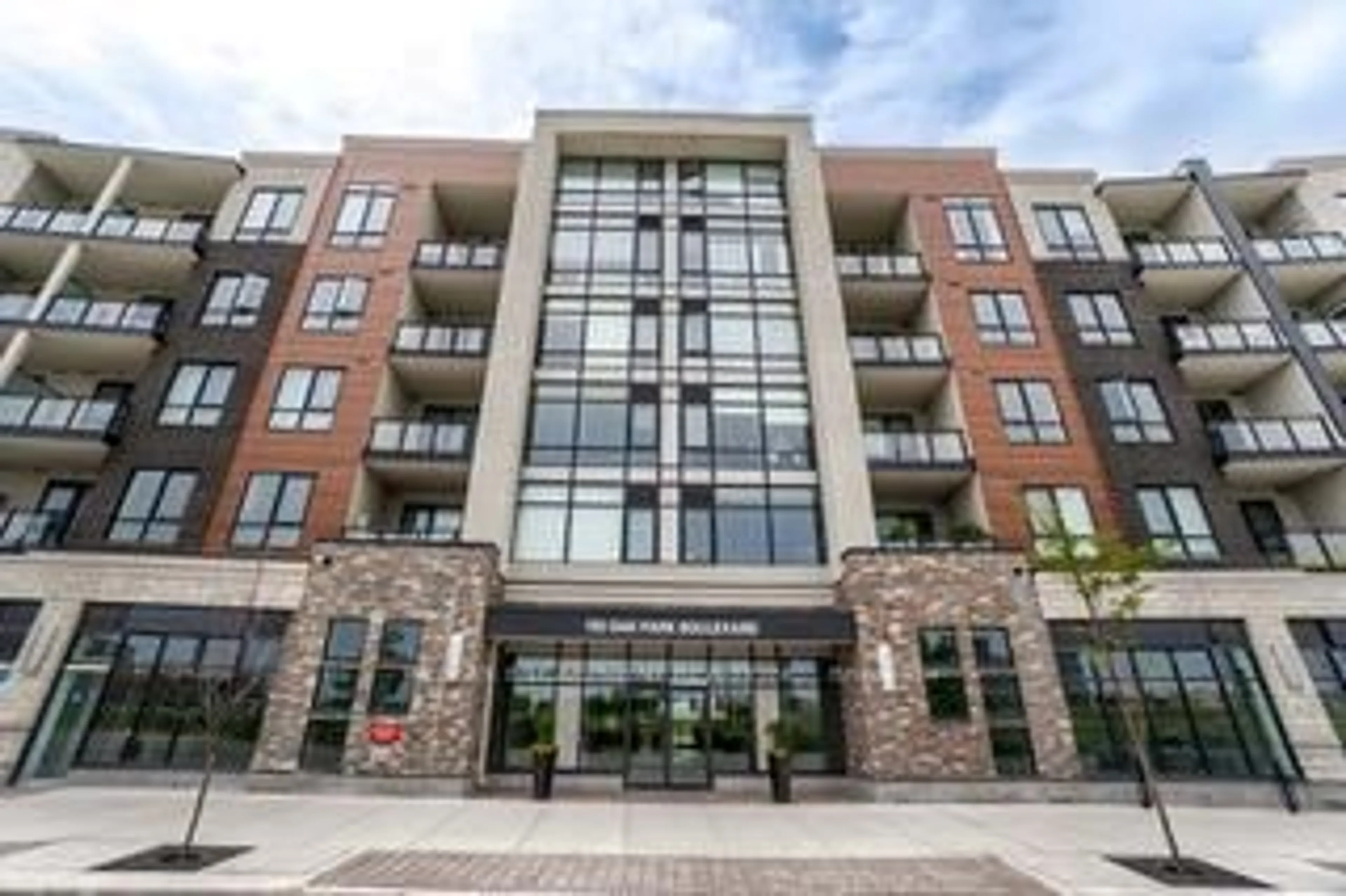 Unknown for 150 Oak Park Blvd #220, Oakville Ontario L6H 3P2