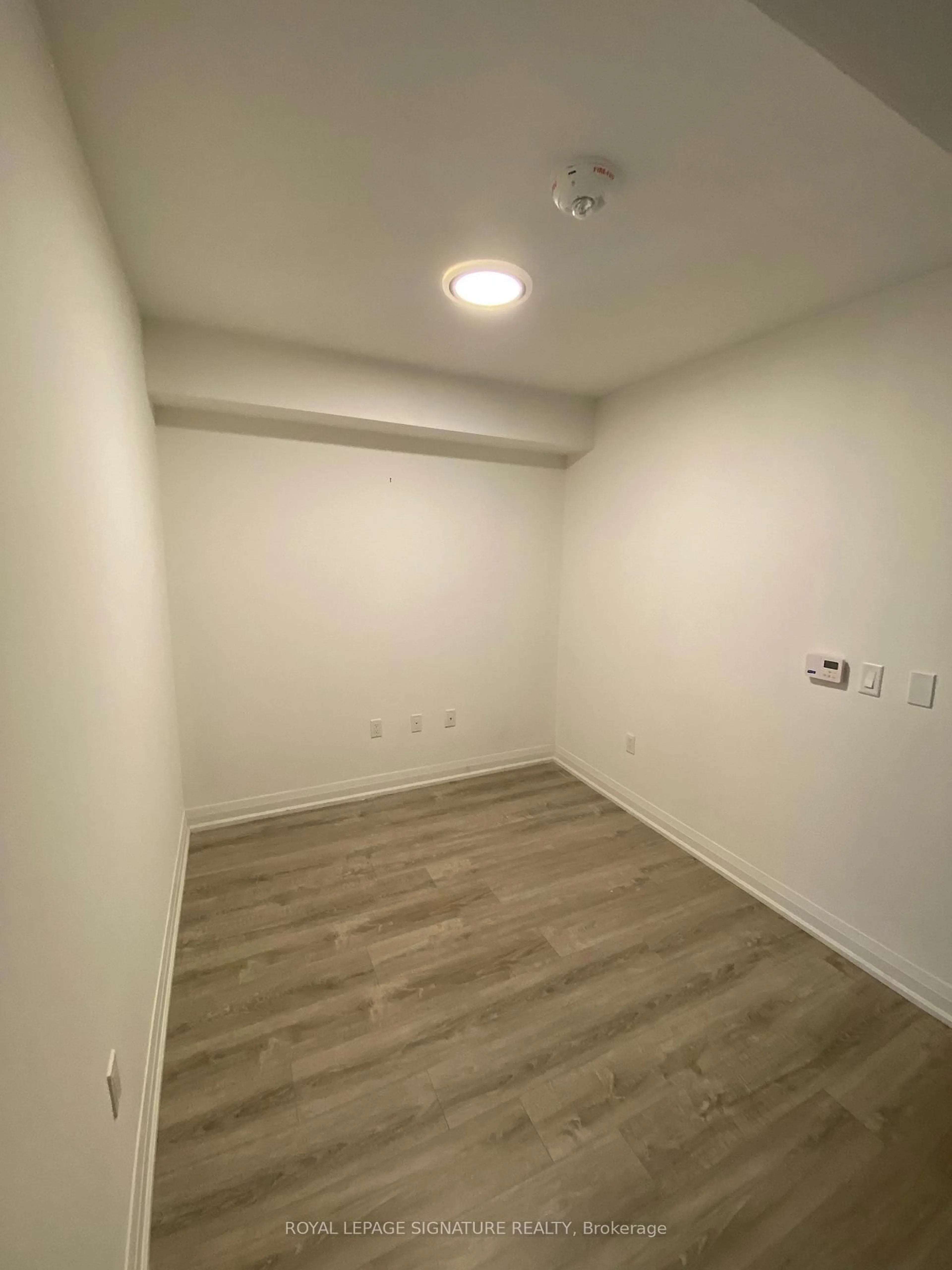A pic of a room for 30 Gibbs Rd #104, Toronto Ontario M9B 0E4