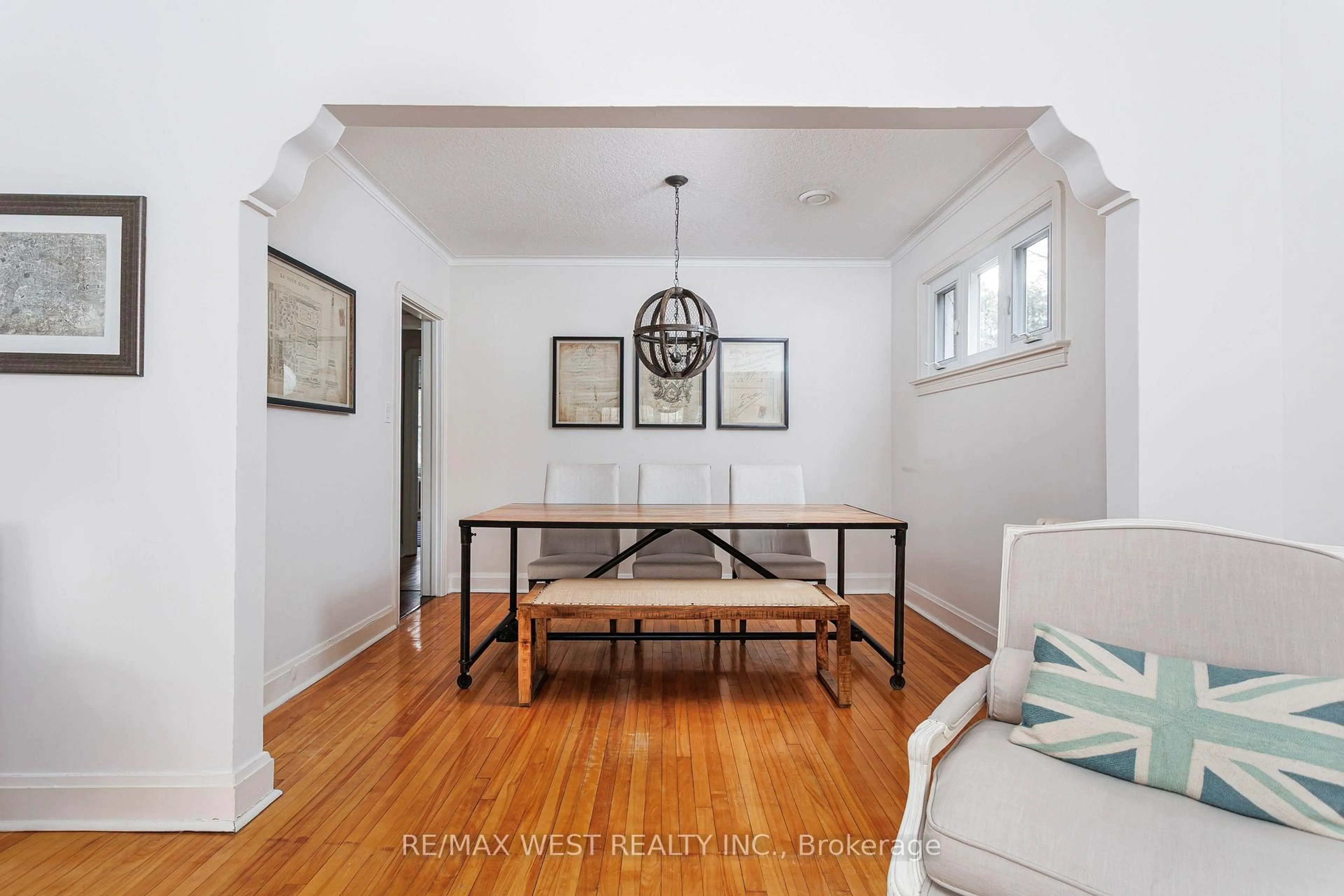 Dining room, unknown for 3 Glenroy Ave, Toronto Ontario M8Y 2L9