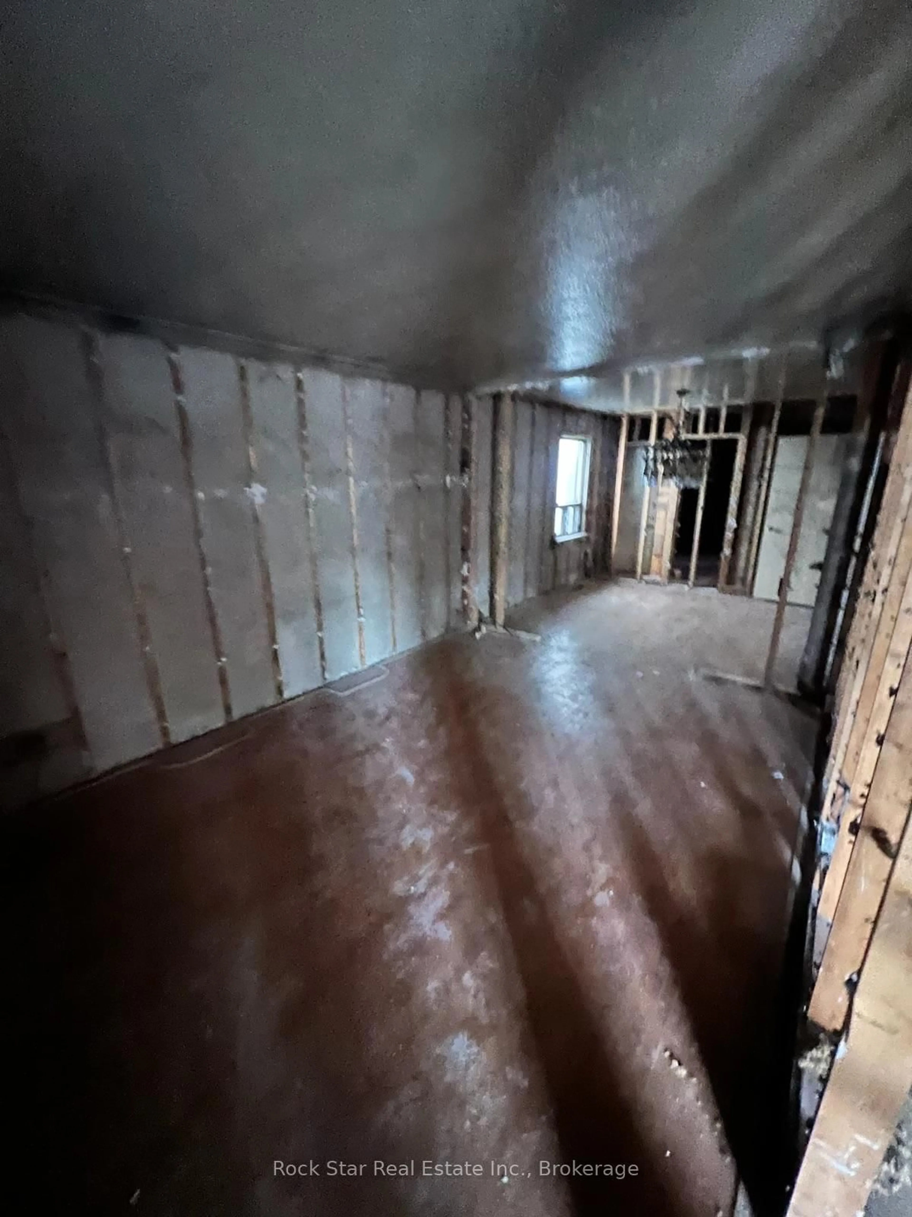 A pic of a room for 12 Holmesdale Rd, Toronto Ontario M6E 1Y1