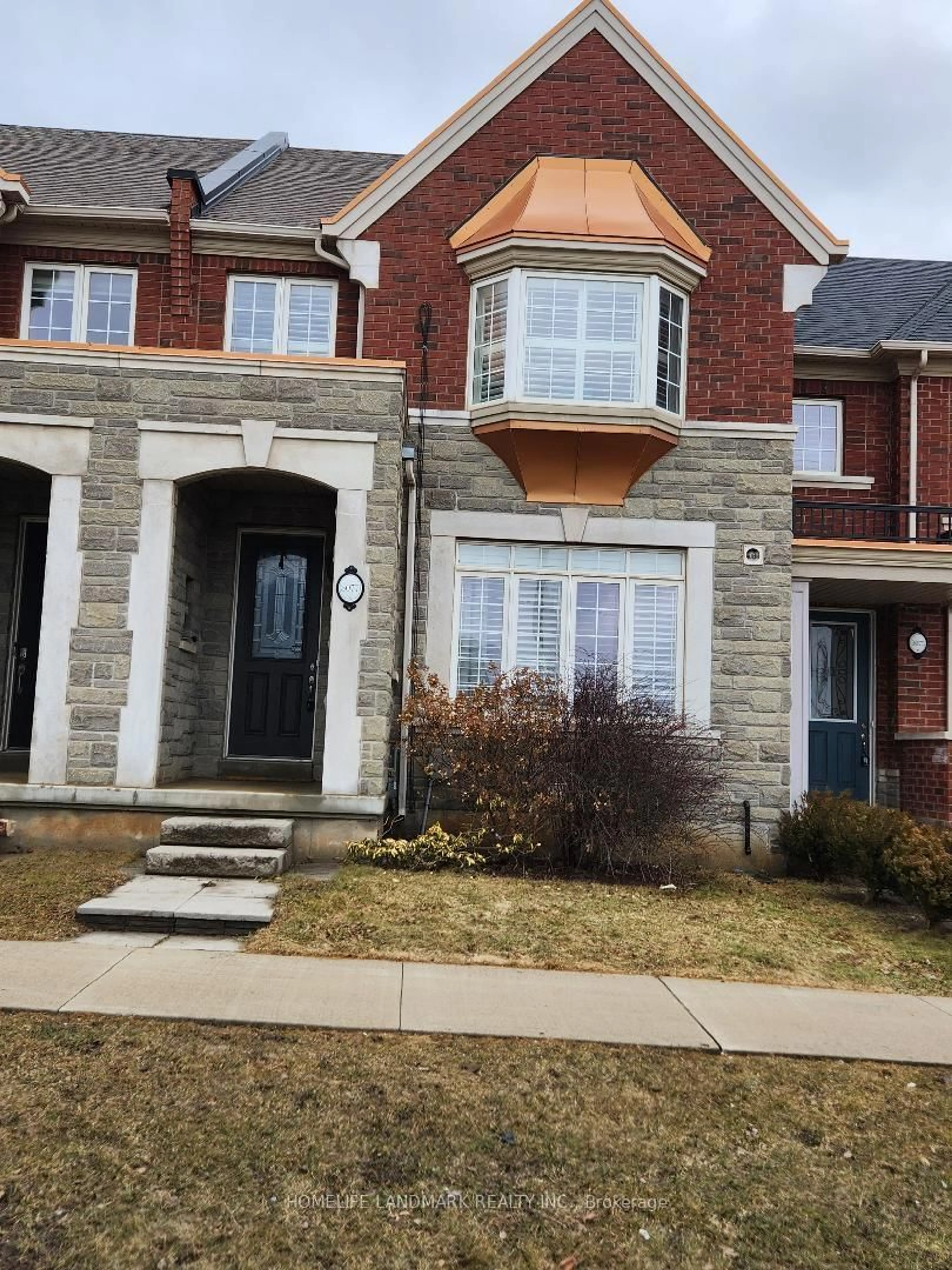 Home with brick exterior material, street for 3077 Neyagawa Blvd, Oakville Ontario L6M 4L7