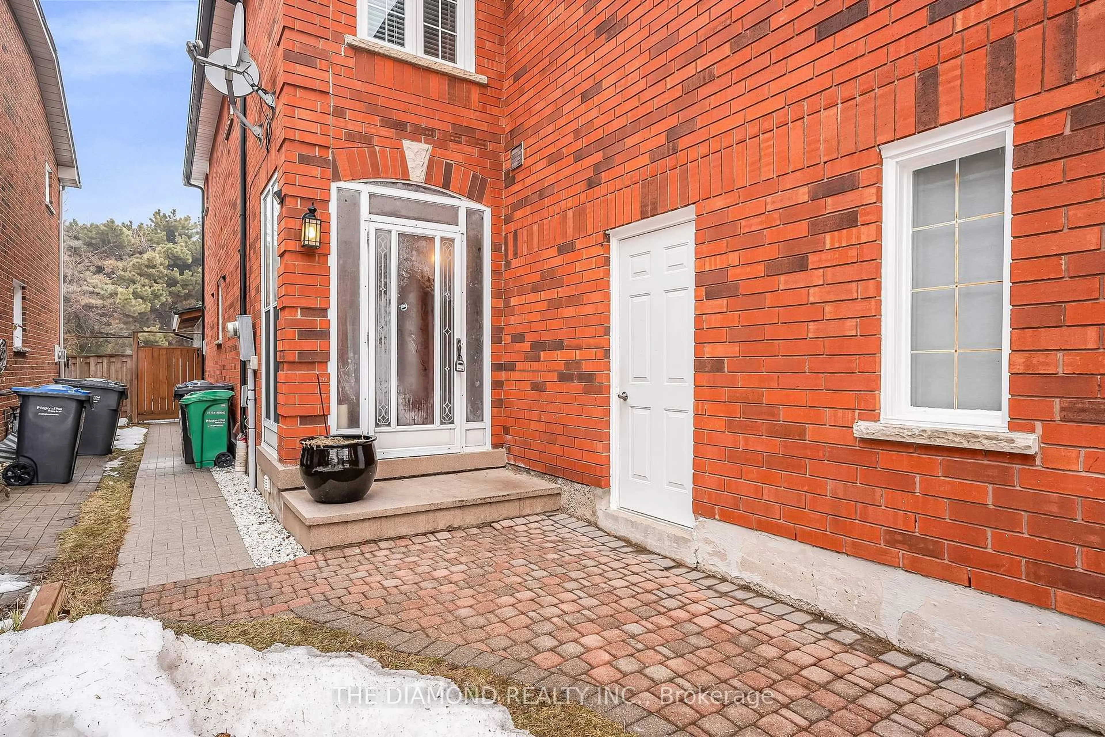 Home with brick exterior material, street for 5490 Antrex Cres, Mississauga Ontario L4Z 3T6