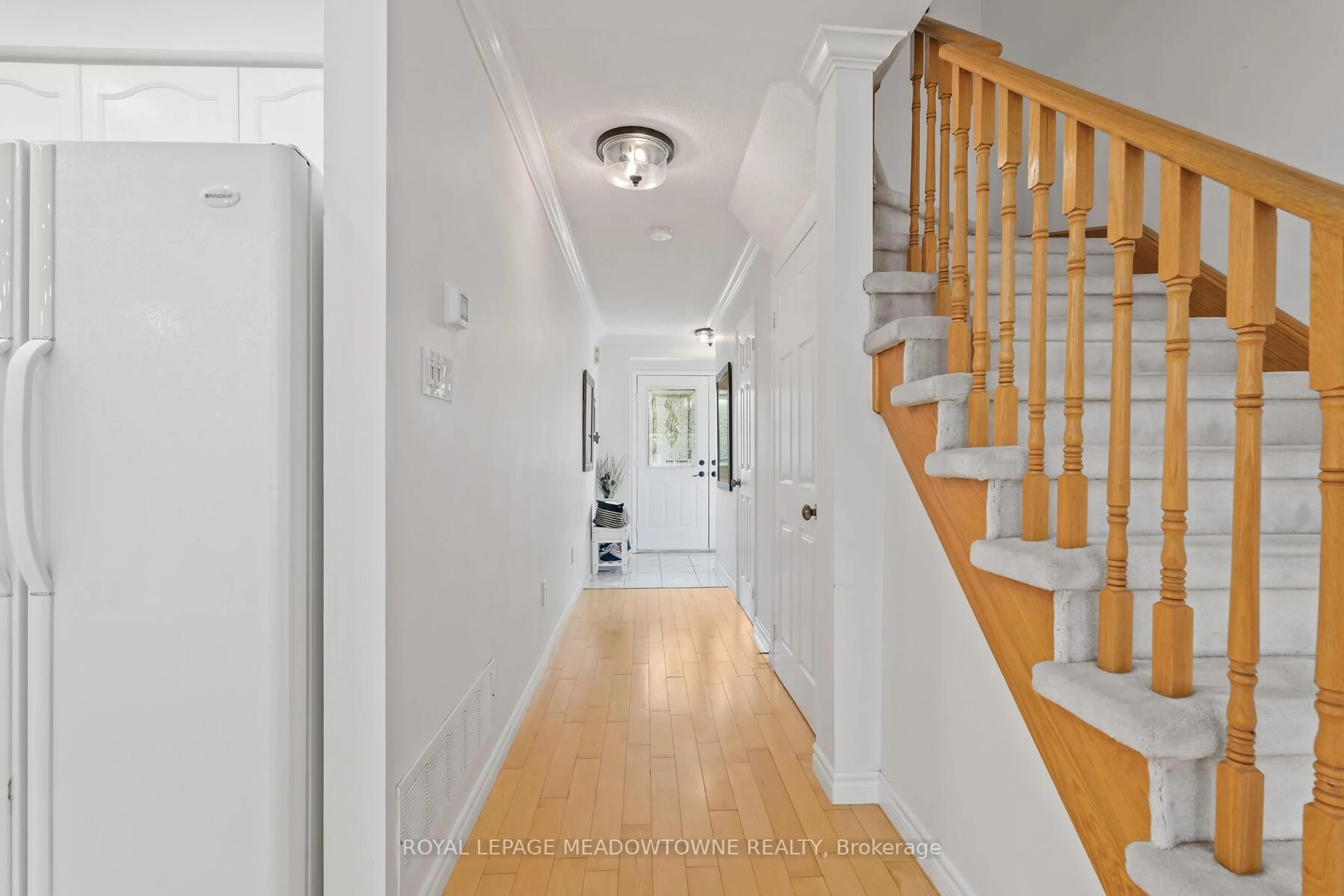 Unknown for 11 Bradley Dr, Halton Hills Ontario L7G 6B5