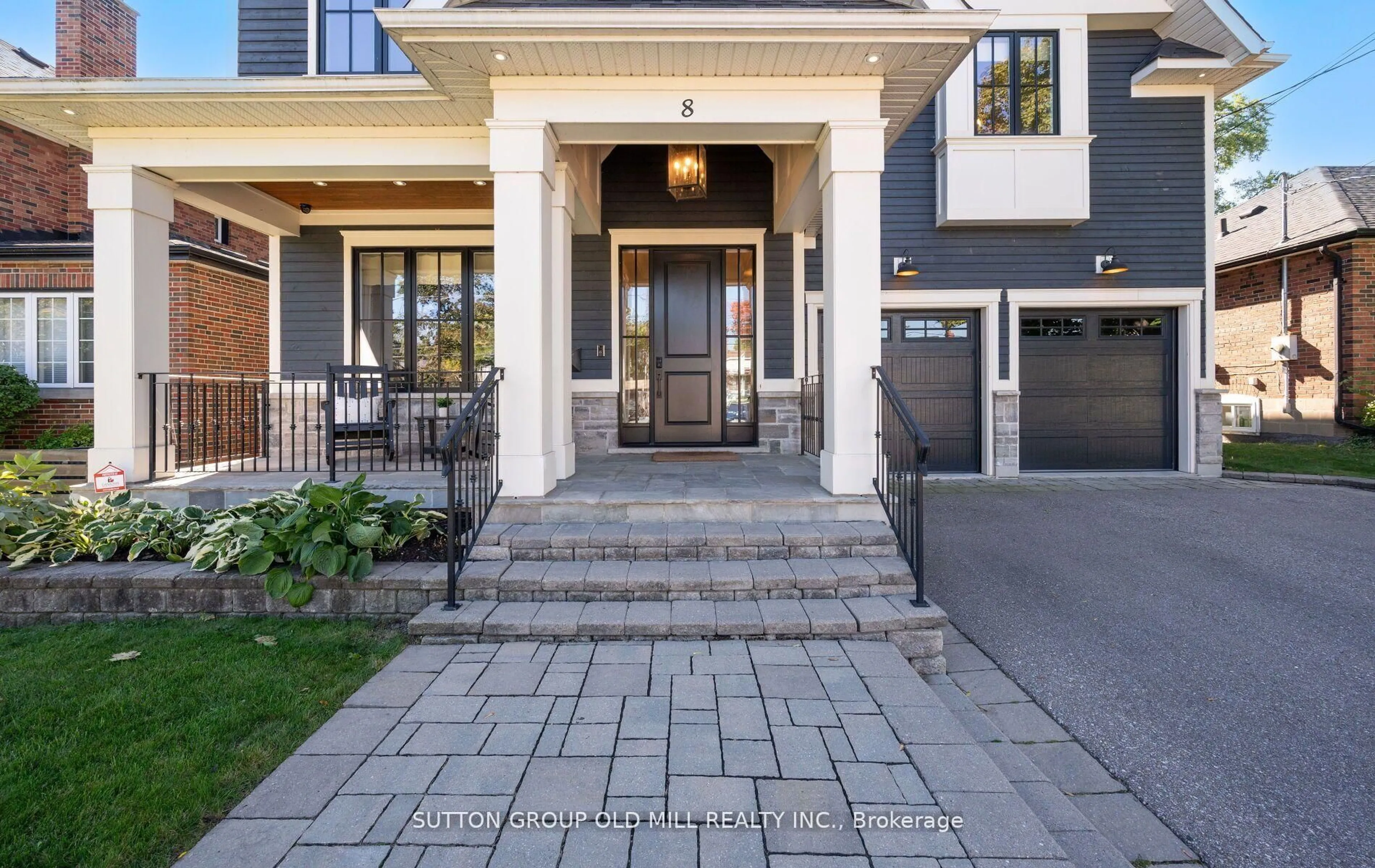 Unknown for 8 Cumberland Dr, Mississauga Ontario L5G 3M6