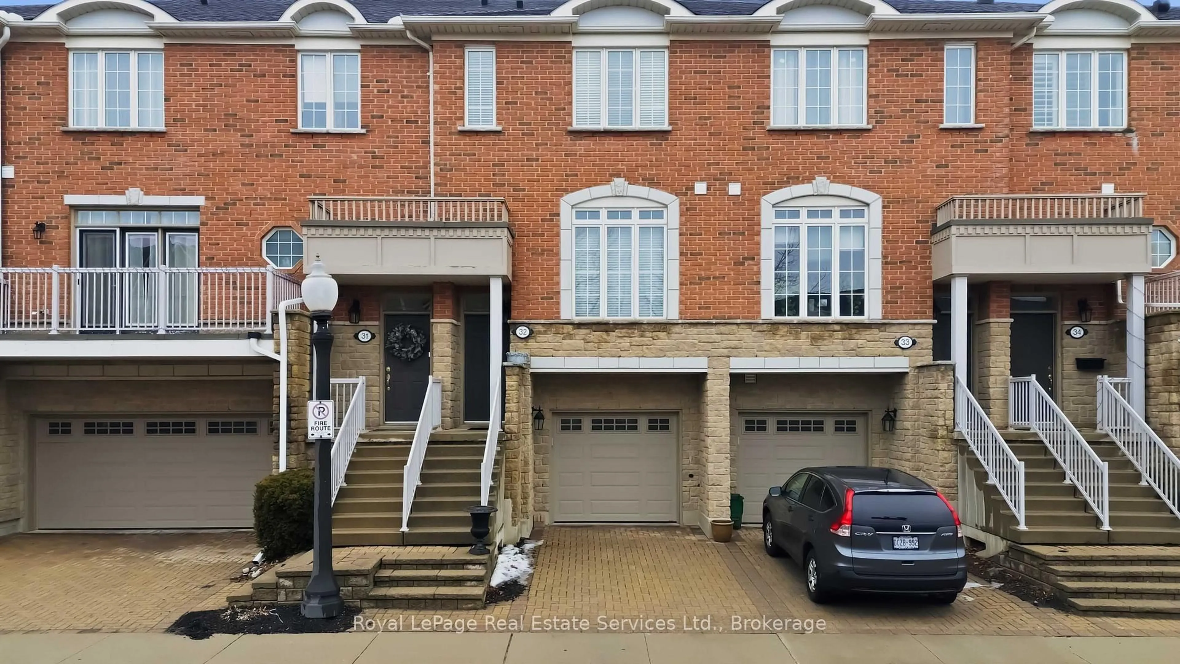 Home with brick exterior material, street for 1169 Dorval Dr #32, Oakville Ontario L6M 4V7