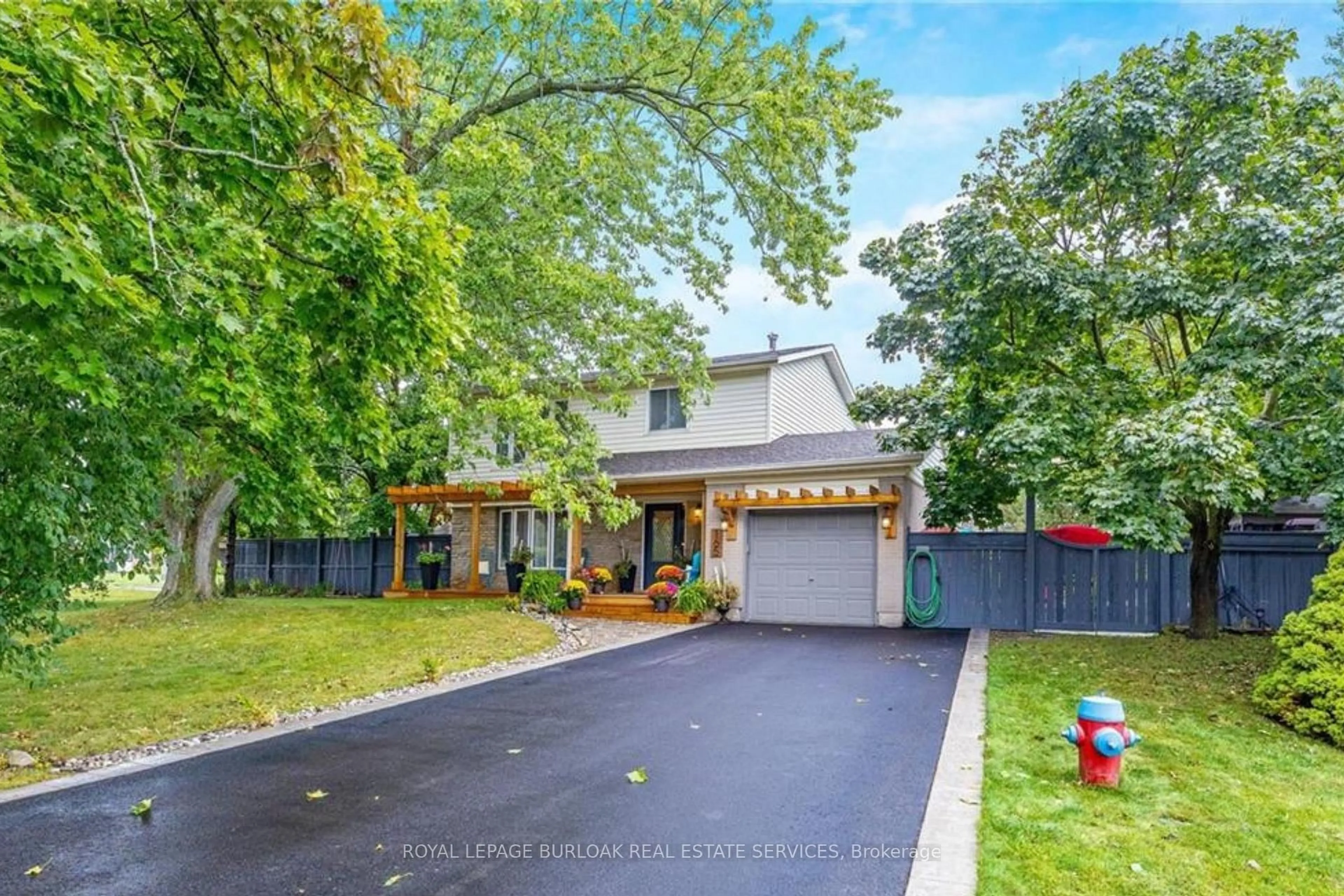 Home with brick exterior material, street for 165 Tyler Ave, Halton Hills Ontario L7J 1V4