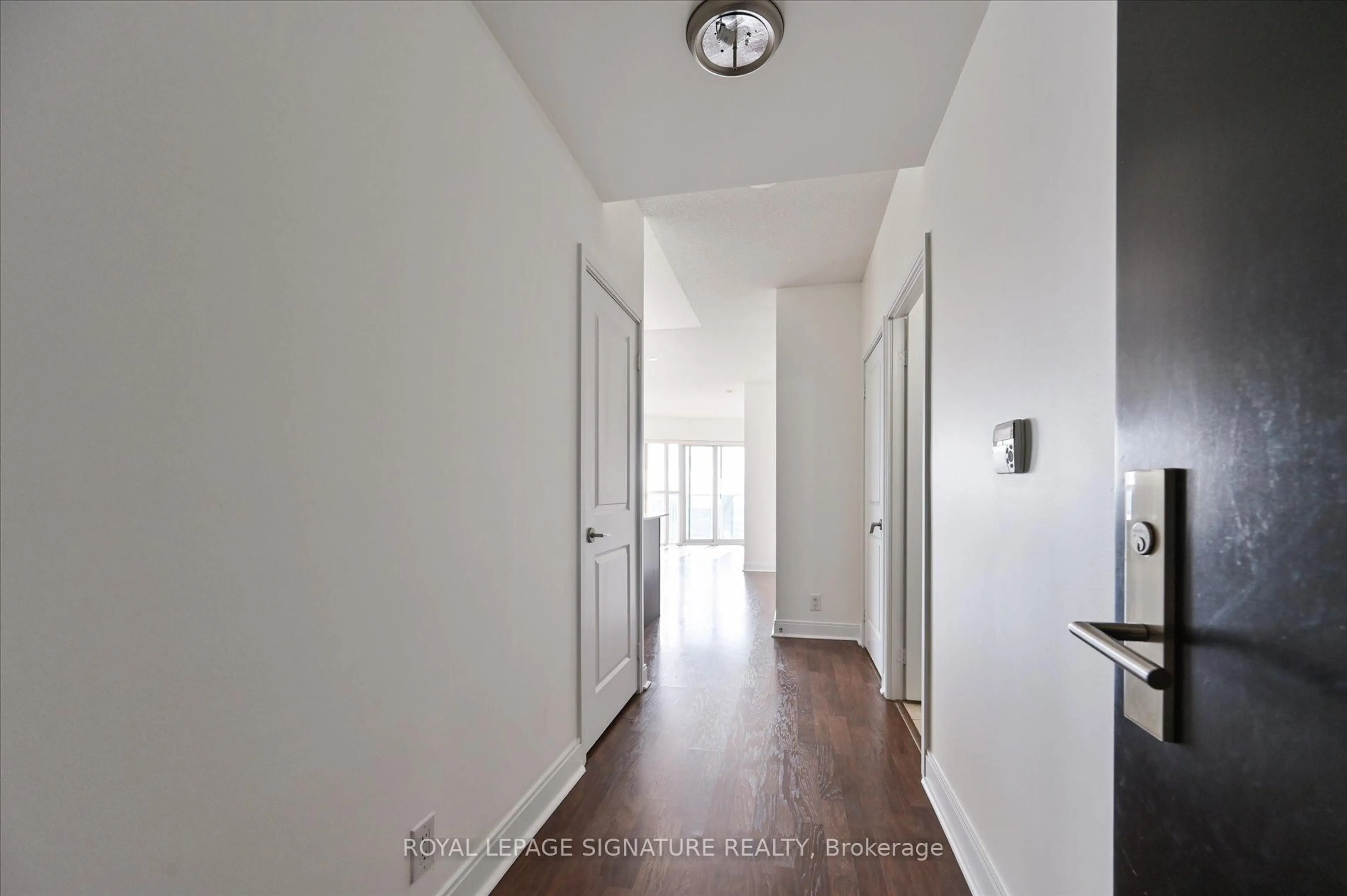 Indoor entryway for 60 Absolute Ave #4502, Mississauga Ontario L4Z 0A8
