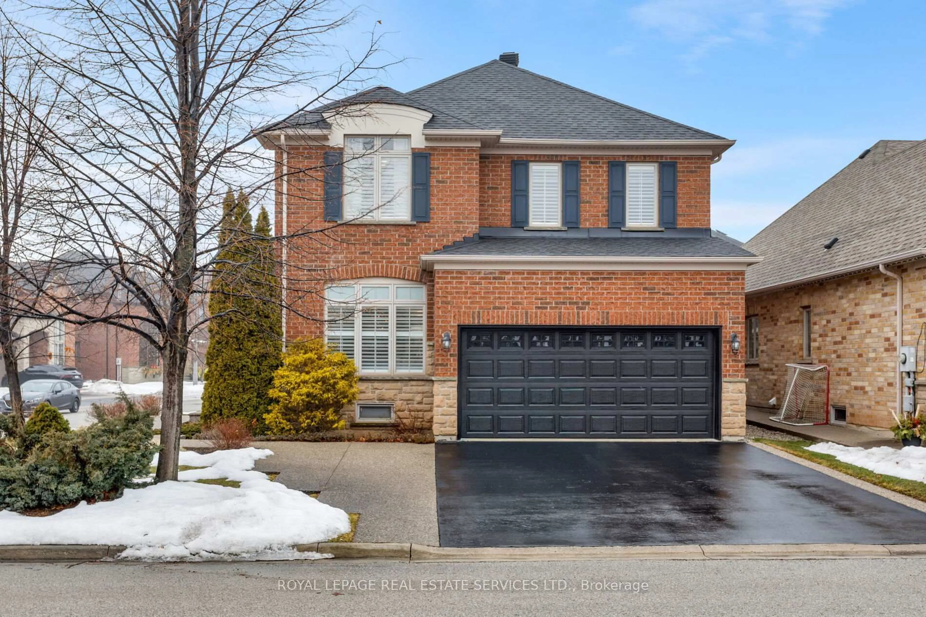Home with brick exterior material, street for 2213 Littondale Lane, Oakville Ontario L6M 0A6