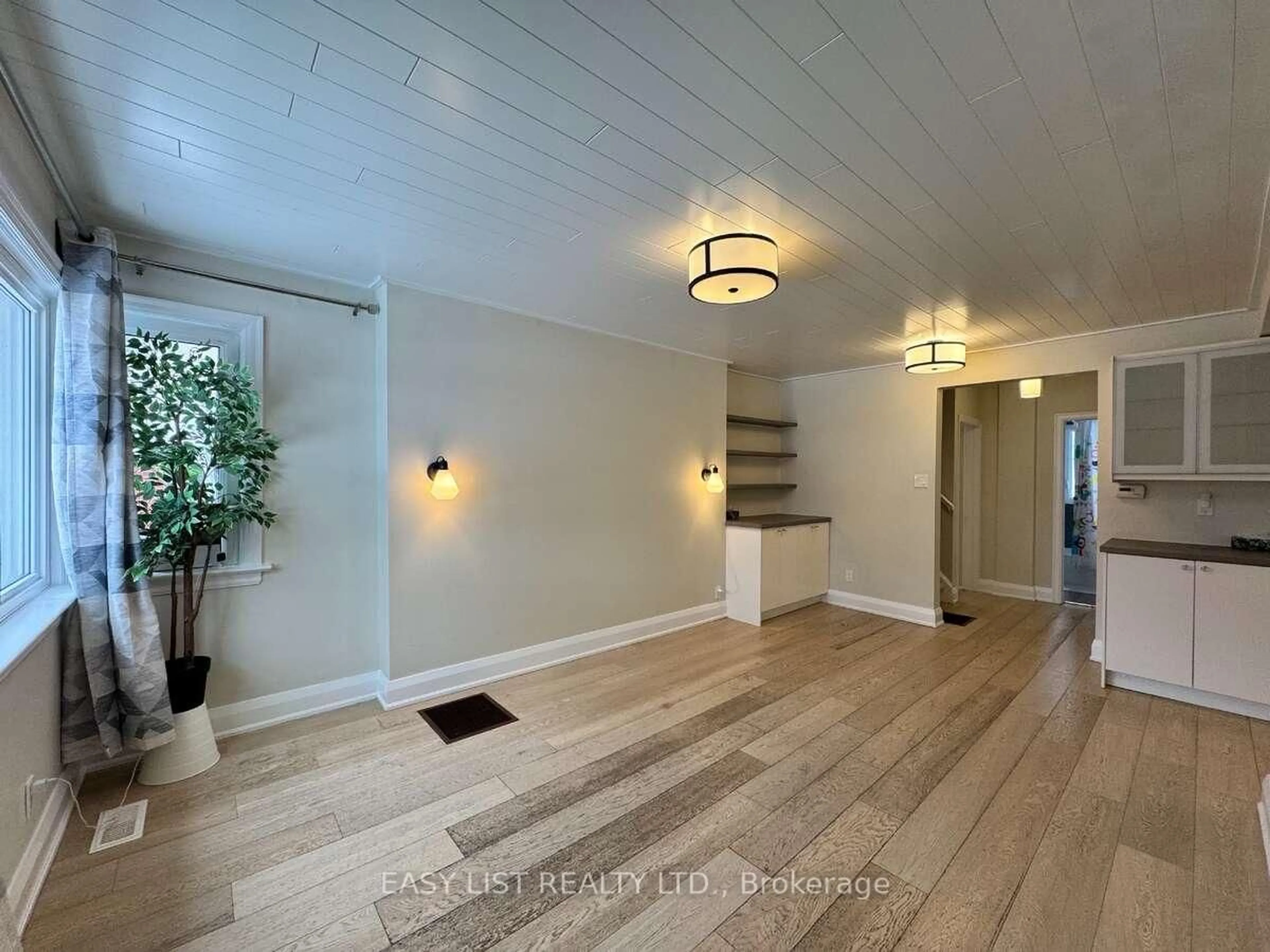 Unknown for 28 Inverleigh Dr, Toronto Ontario M8Y 3E3