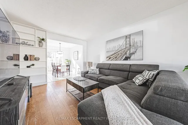 2220 UPPER MIDDLE Rd #4, Burlington 3